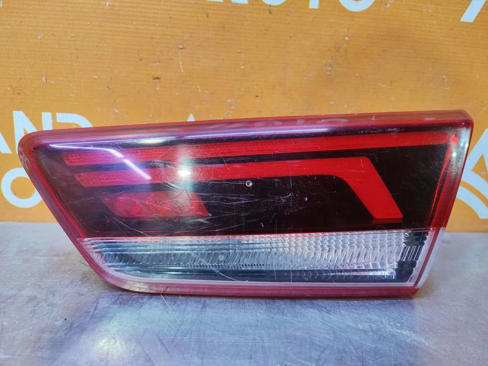 Фонарь внутренний Kia Optima 2018-2020 4 JF