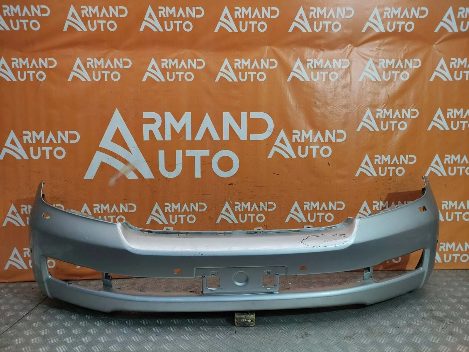 Бампер Toyota Land Cruiser 2007-2012