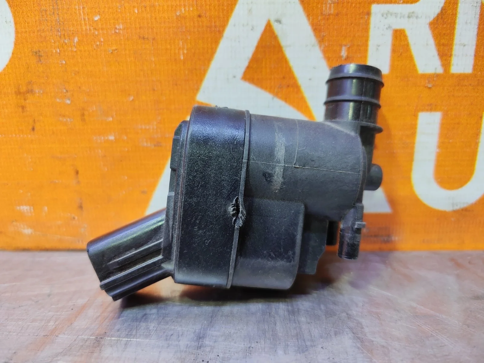 Насос омывателя Hyundai Elantra 2018-2020 6 AD