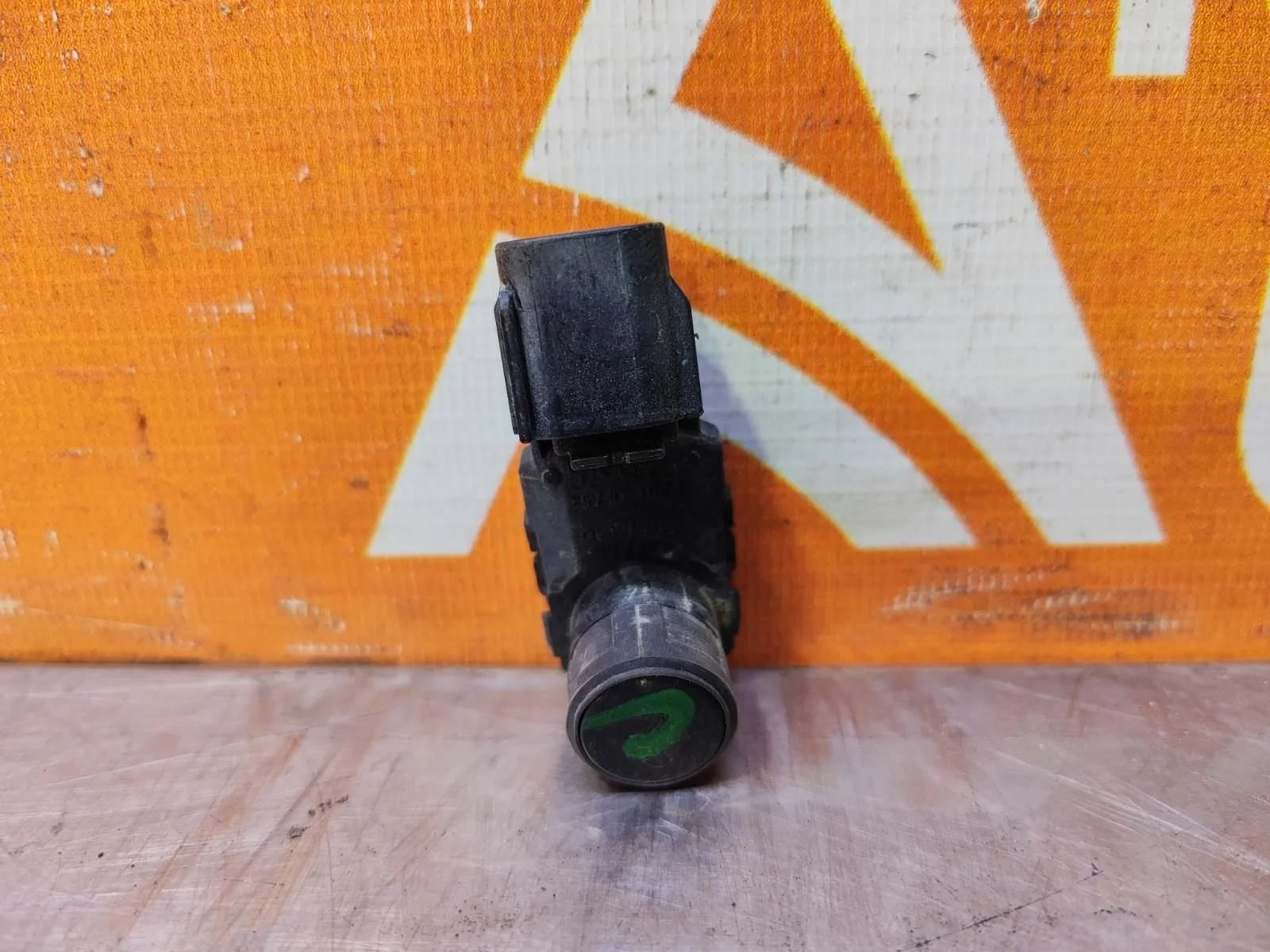 Датчик парктроника Lexus LX 2015-2023 URJ200