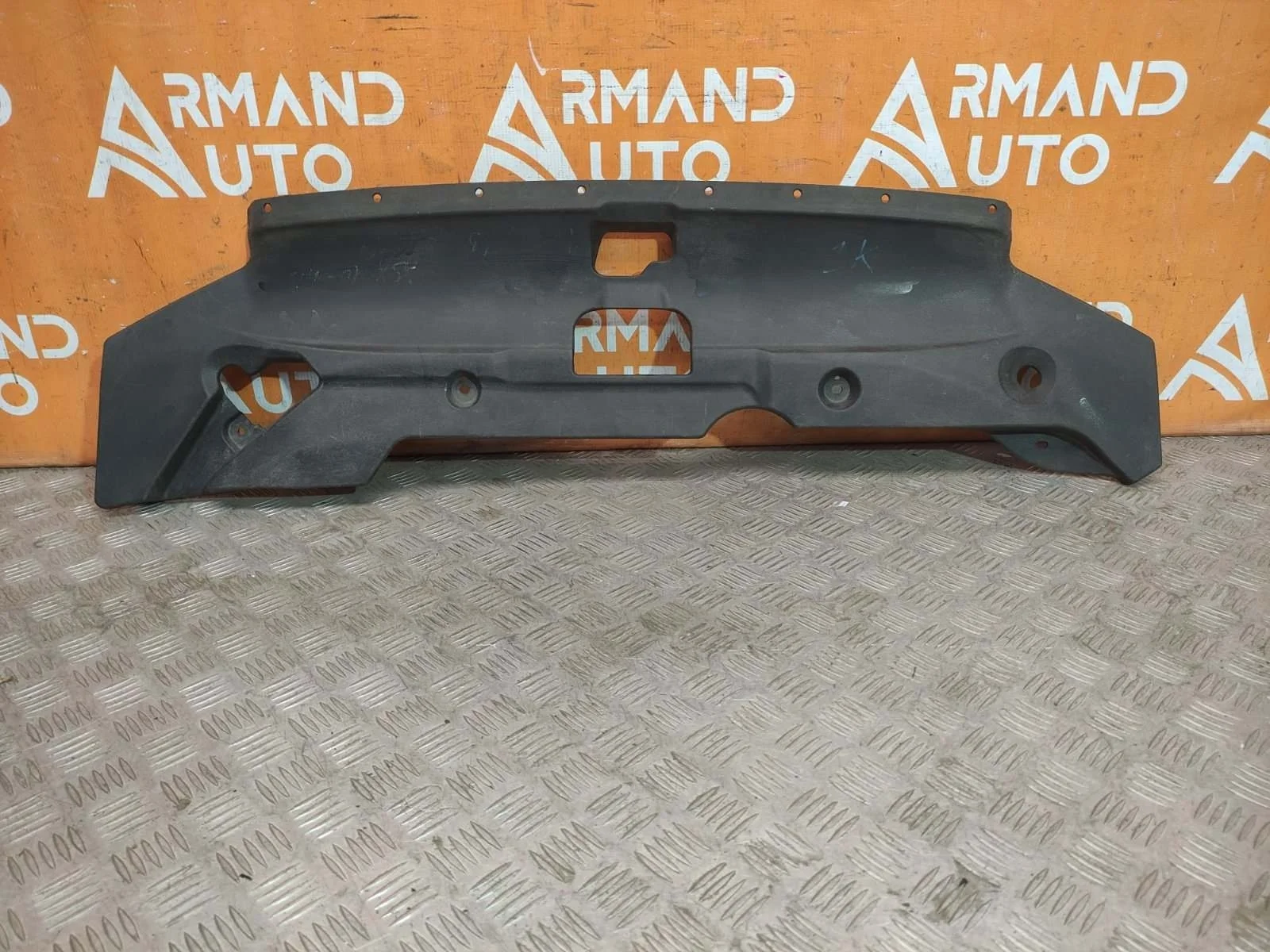 Кожух замка капота Mitsubishi ASX 2010-нв GA0