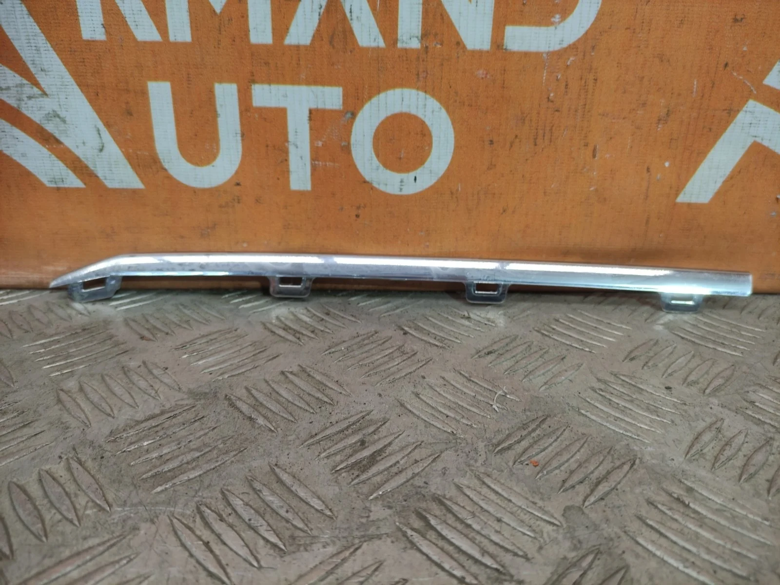 Накладка решетки радиатора Volkswagen Polo 2014-2020 5