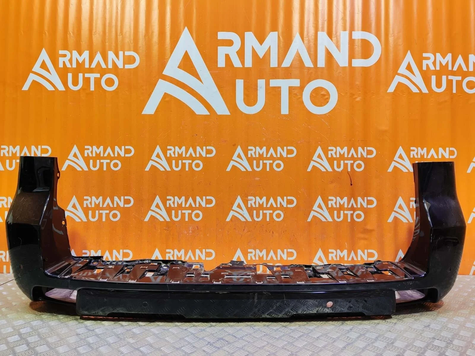 Бампер Toyota Land Cruiser Prado 2017-нв 150