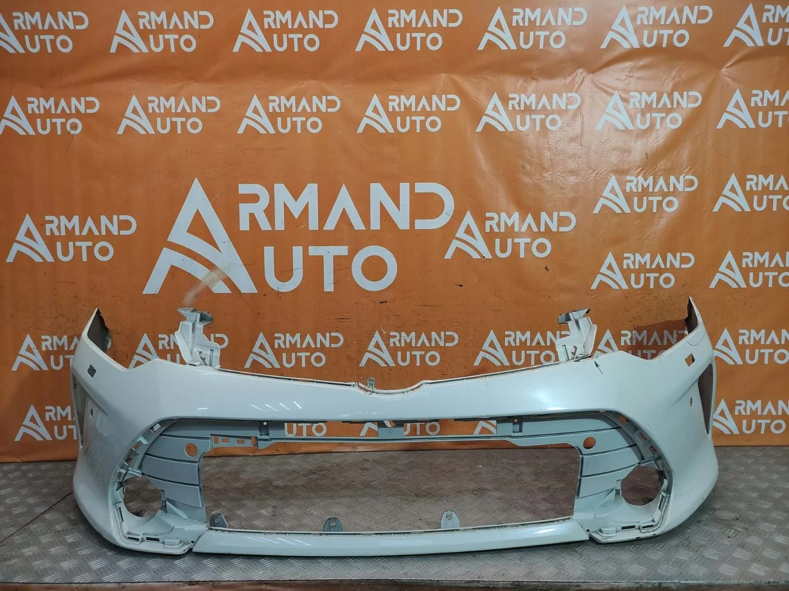 Бампер Toyota Camry 2014-2018 7 XV50