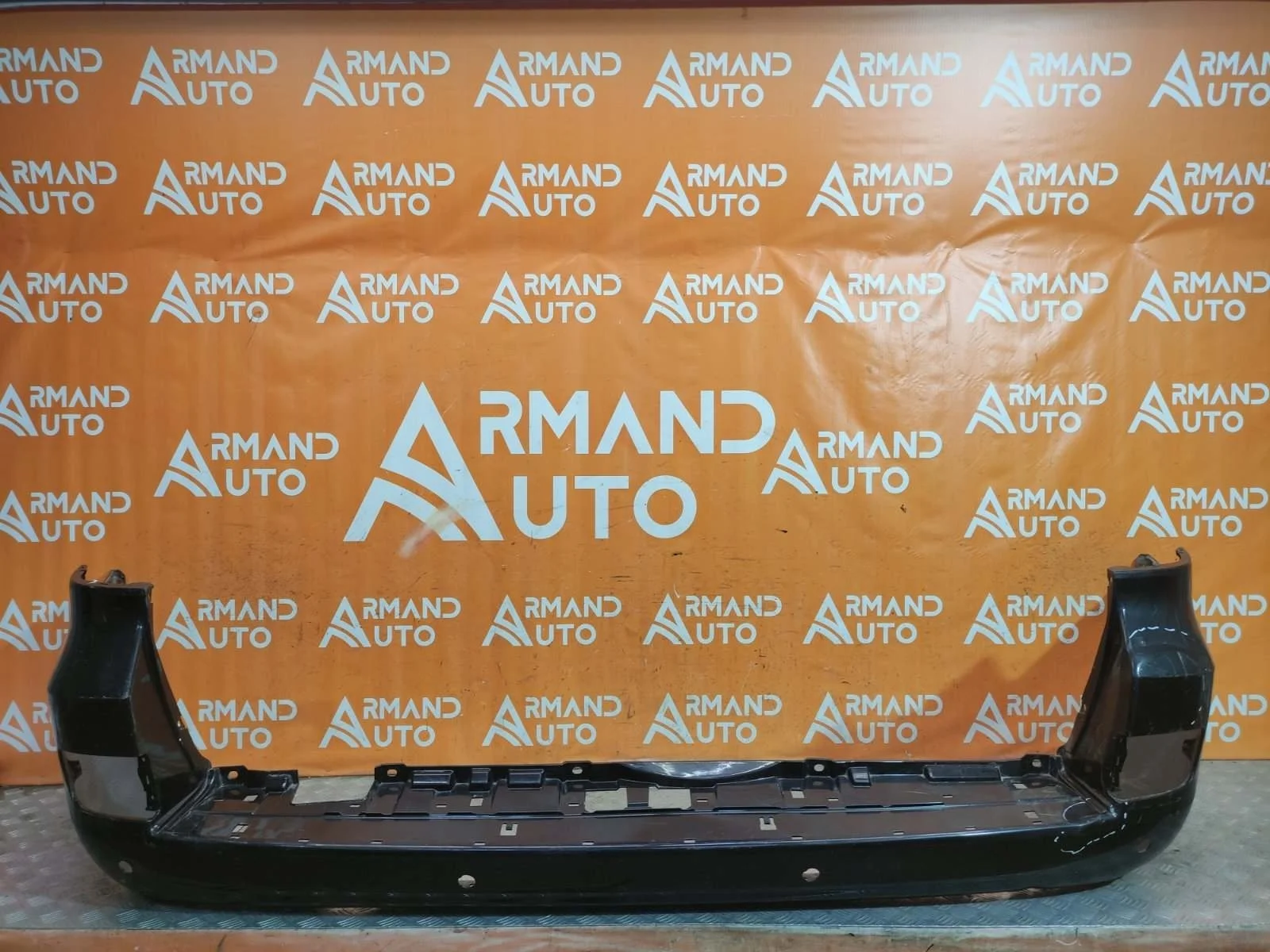 Бампер Toyota Land Cruiser 2015-2021 200