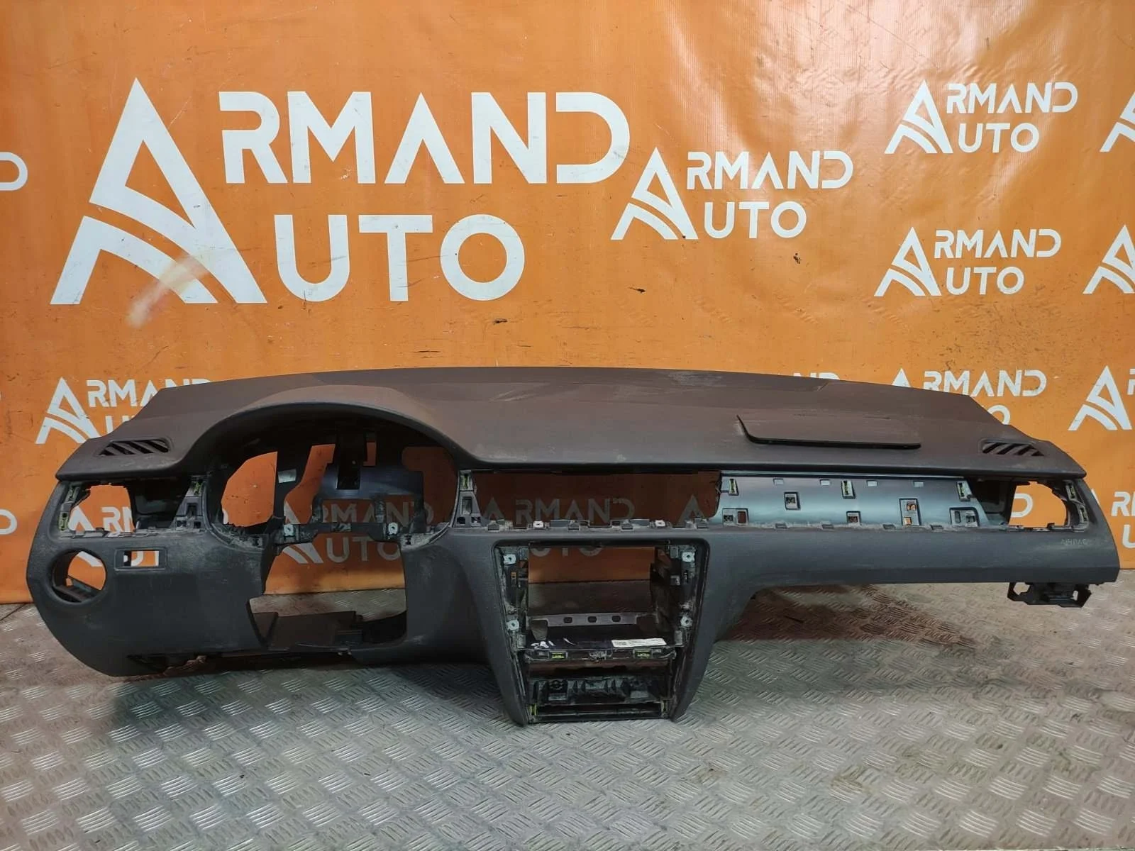 Торпедо Skoda Rapid 2014-2020