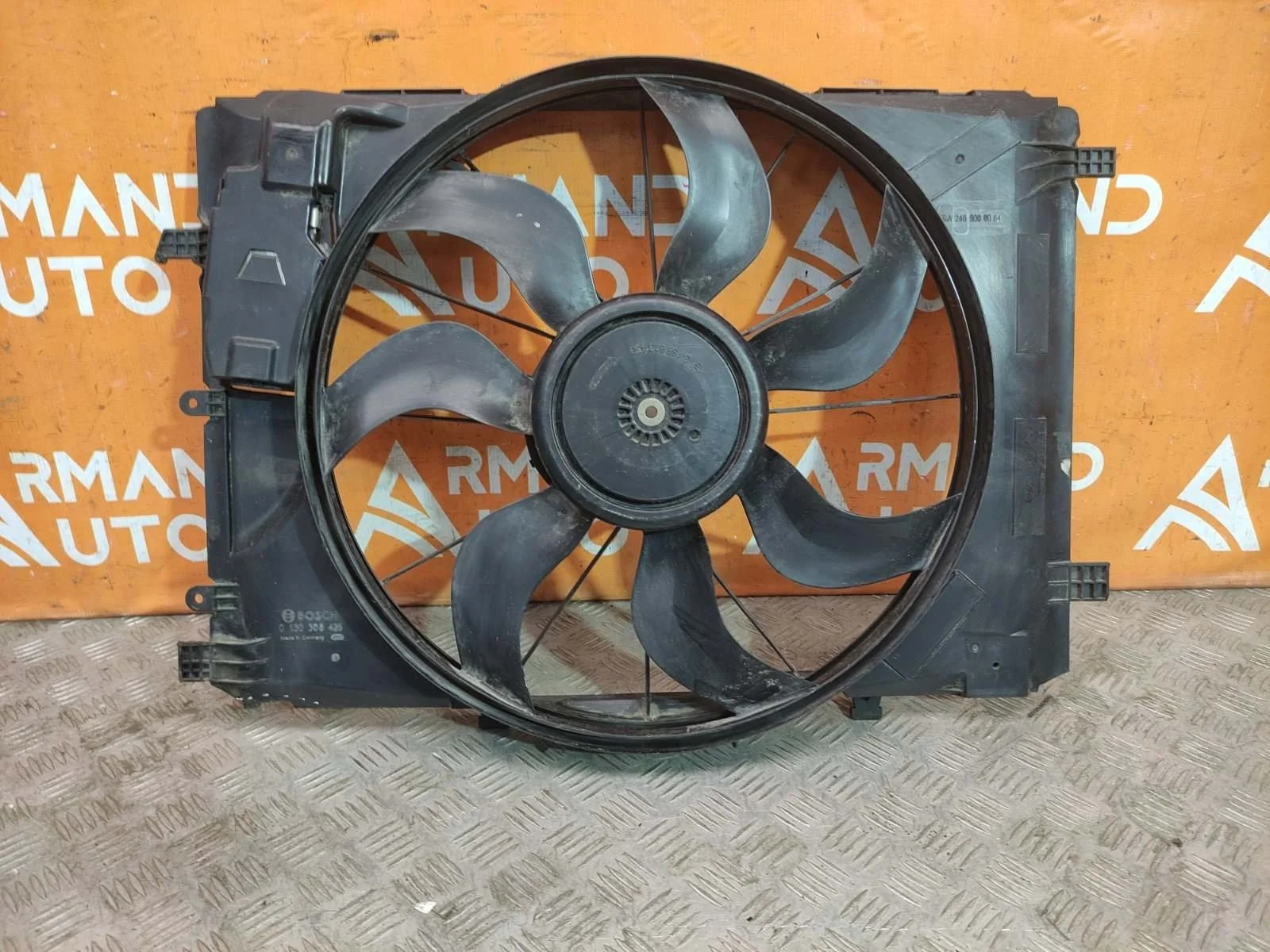 Диффузор вентилятора Mercedes CLA-Class 2013-2019 C117 X117