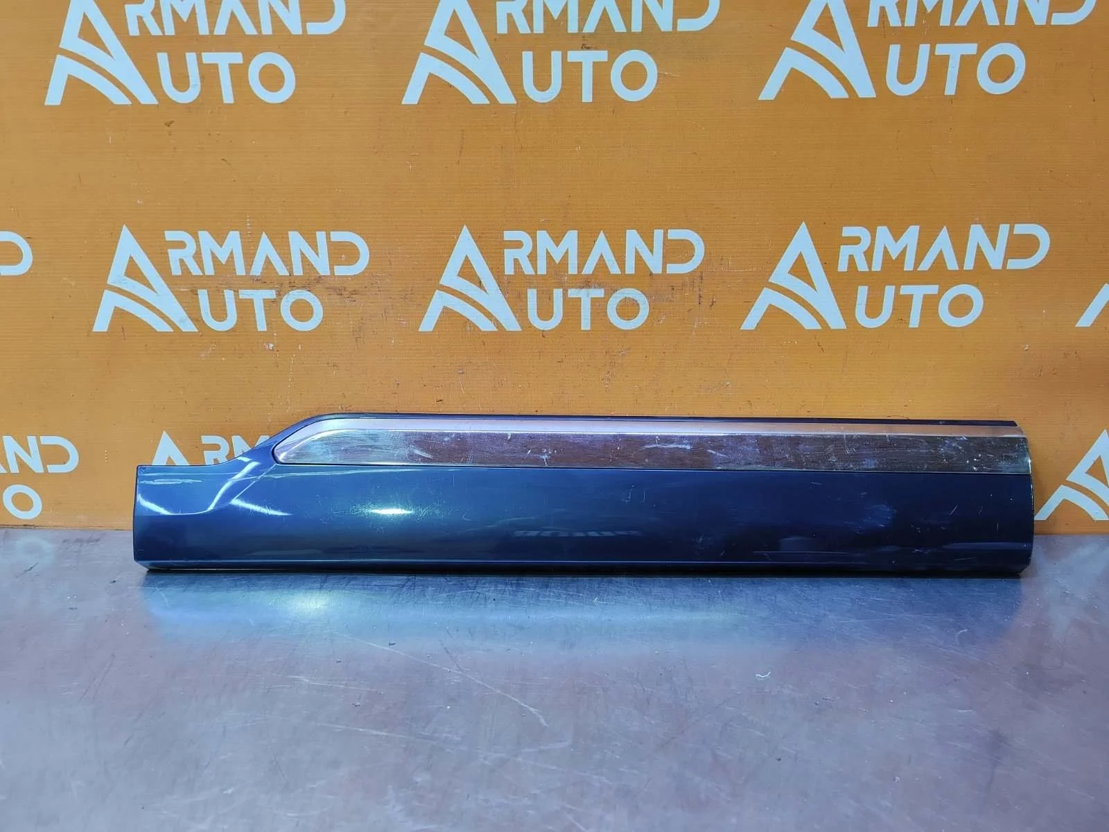 Молдинг двери Volvo XC90 2014-нв