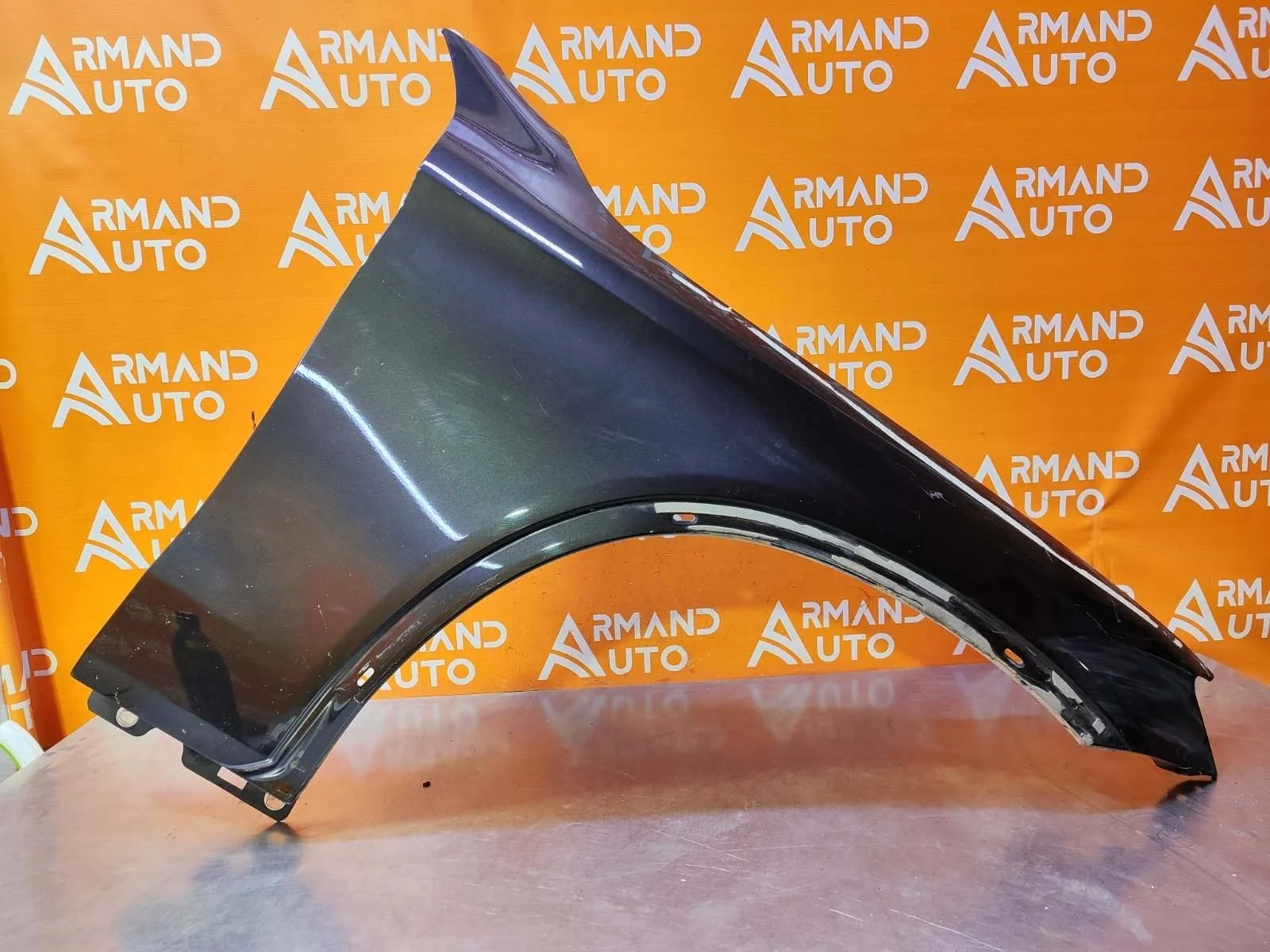 Крыло Mercedes GLC-Class 2015-нв X253