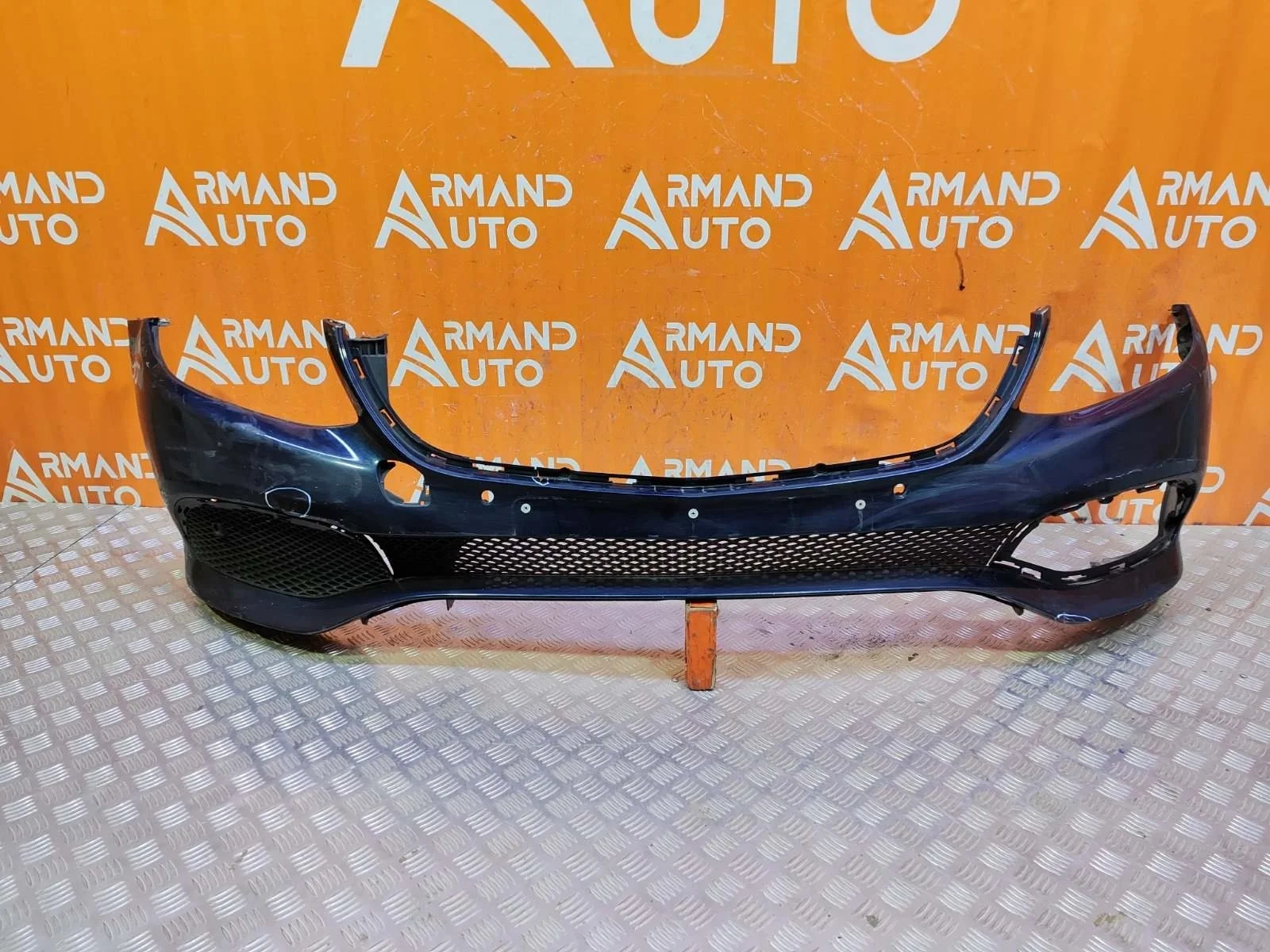 Бампер Mercedes -Class 2016-2020 W213, S213