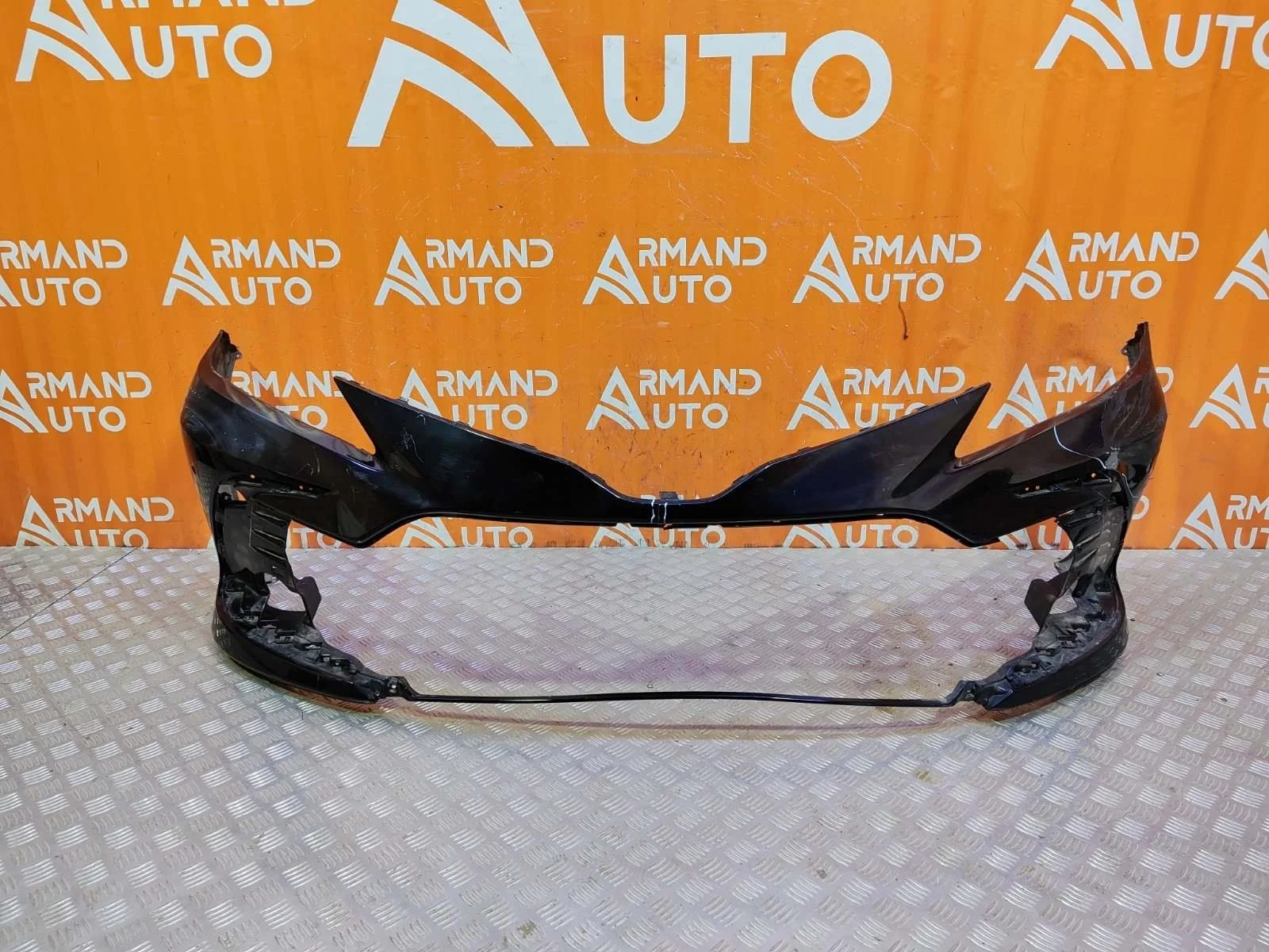 Бампер Toyota Camry 2020-нв 8 XV70