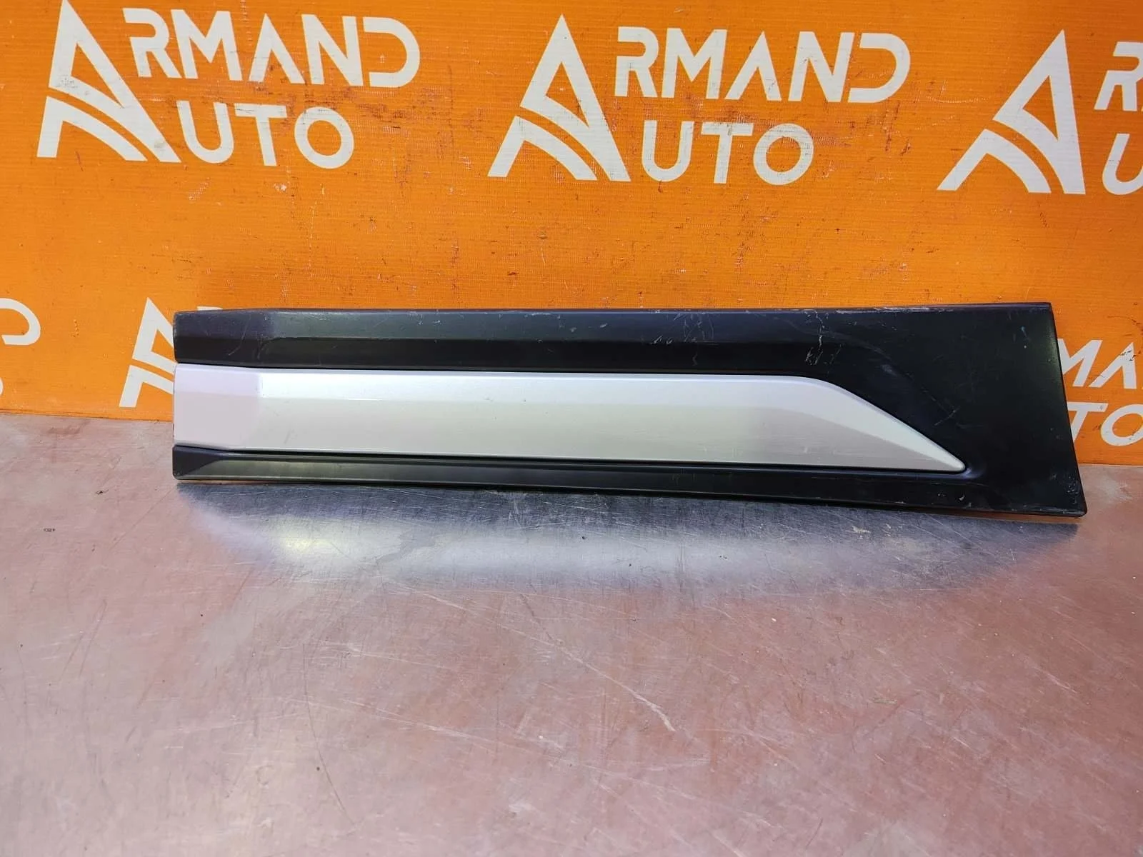 Молдинг двери Mitsubishi Outlander 2015-нв 3