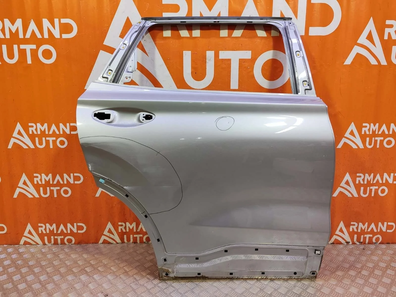 Дверь Hyundai Santa Fe 2018-нв 4 TM