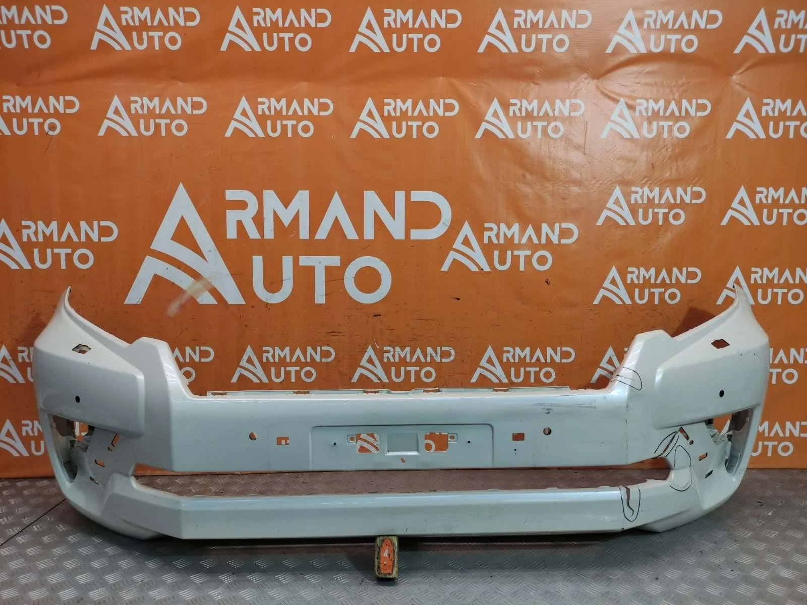 Бампер Toyota Land Cruiser Prado 2020-нв 150