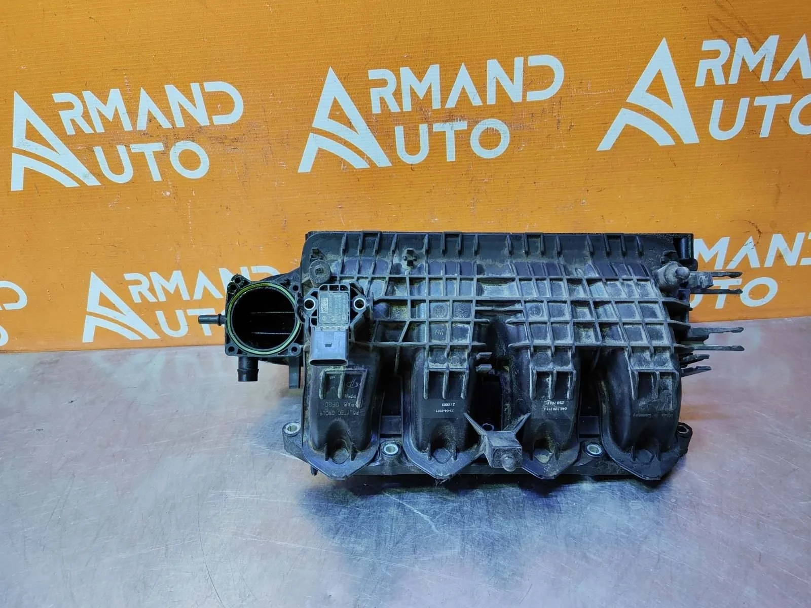 Коллектор впускной Skoda Karoq 2017-нв