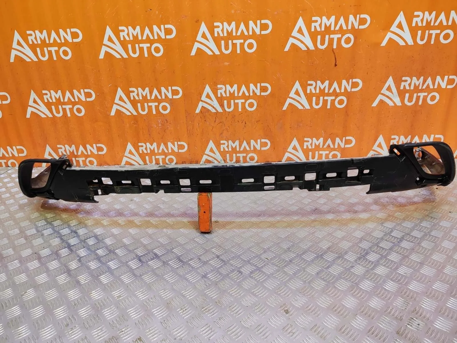 Юбка бампера Toyota Highlander 2019-нв 4 U70