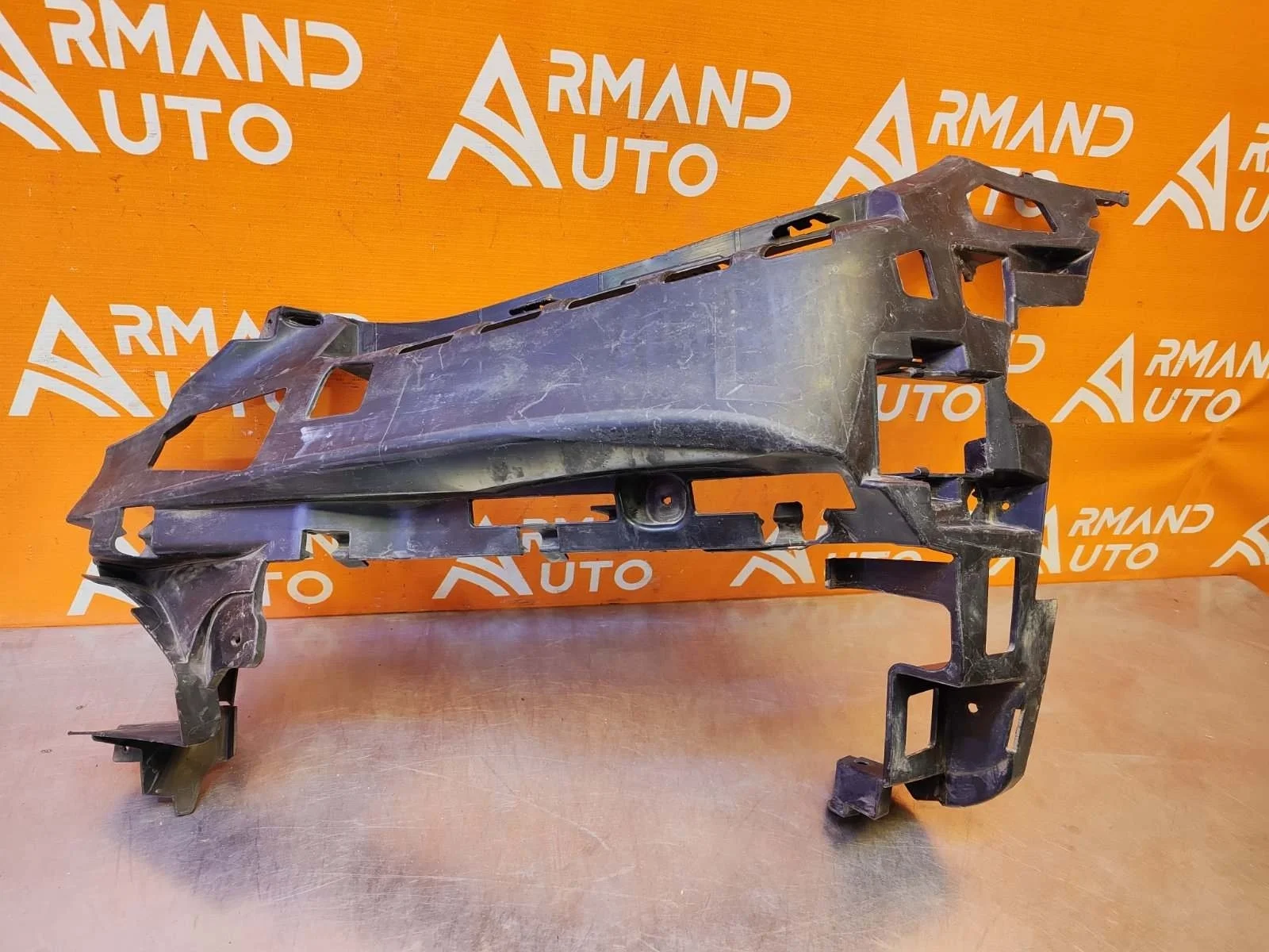 Кронштейн бампера Mercedes -Class 2016-2020 W213, S213, C238