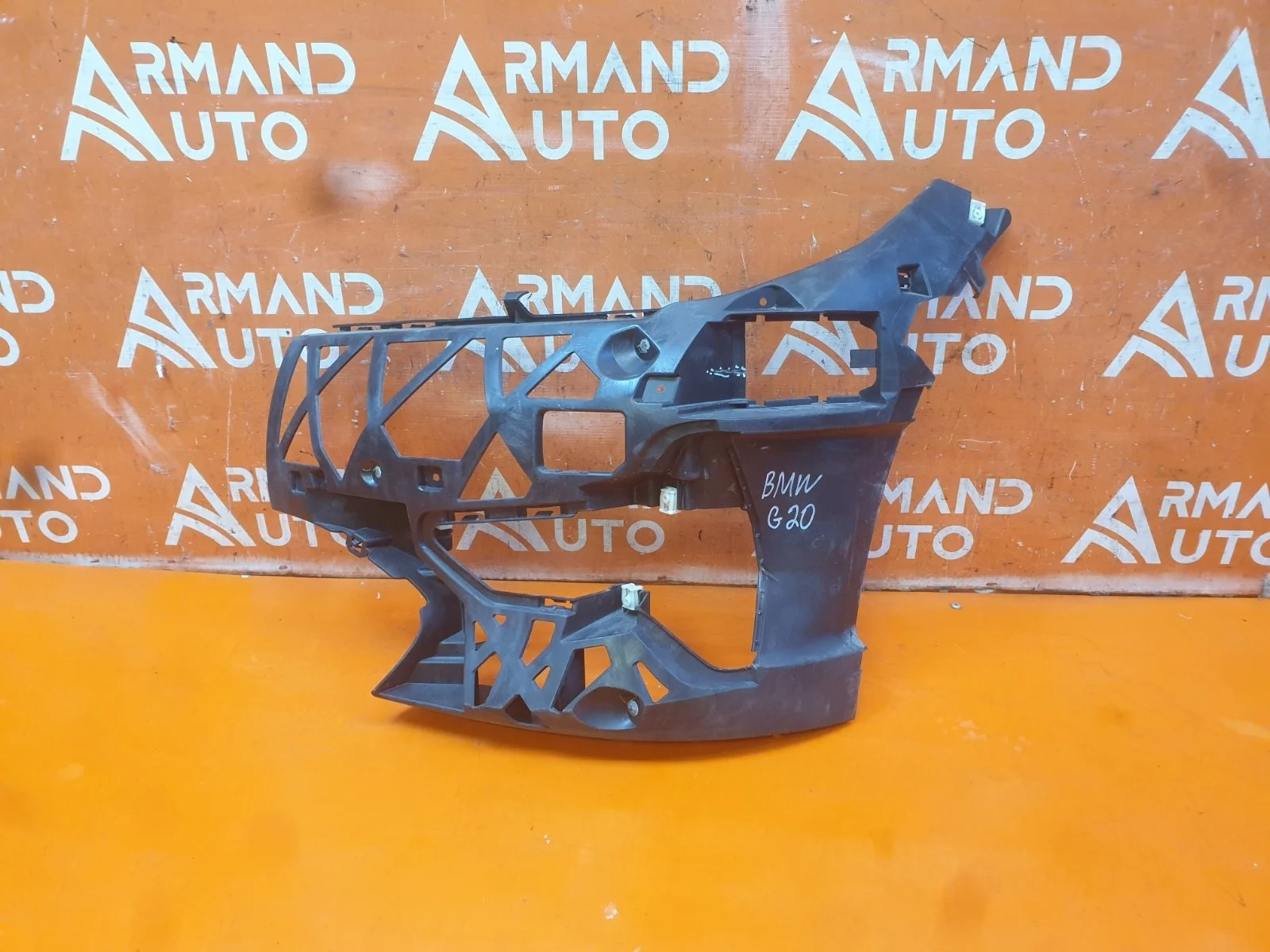 Кронштейн бампера BMW 3 series 2018-2022 G20 G21