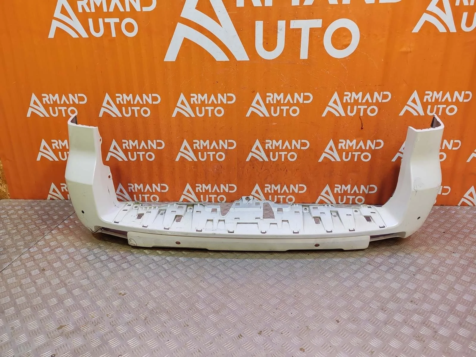 Бампер Toyota Land Cruiser Prado 2017-нв 150