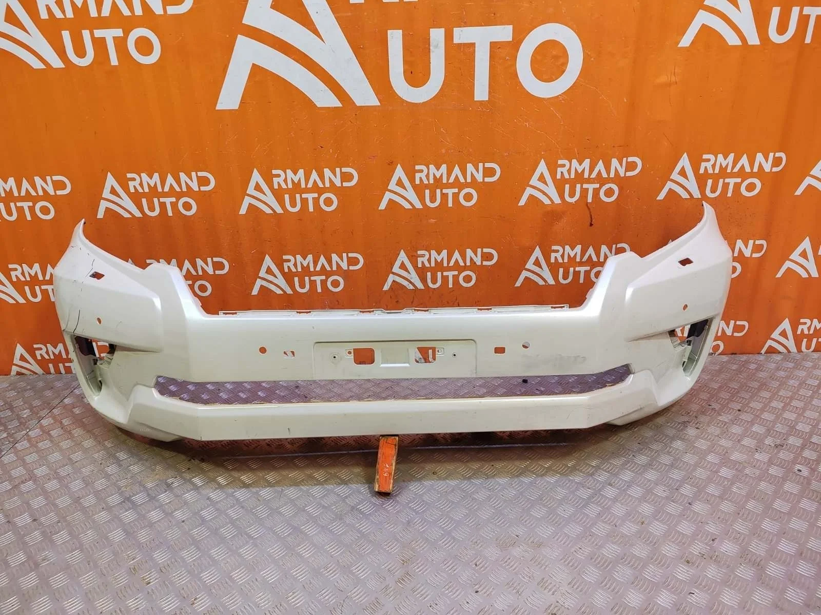 Бампер Toyota Land Cruiser Prado 2017-нв 150