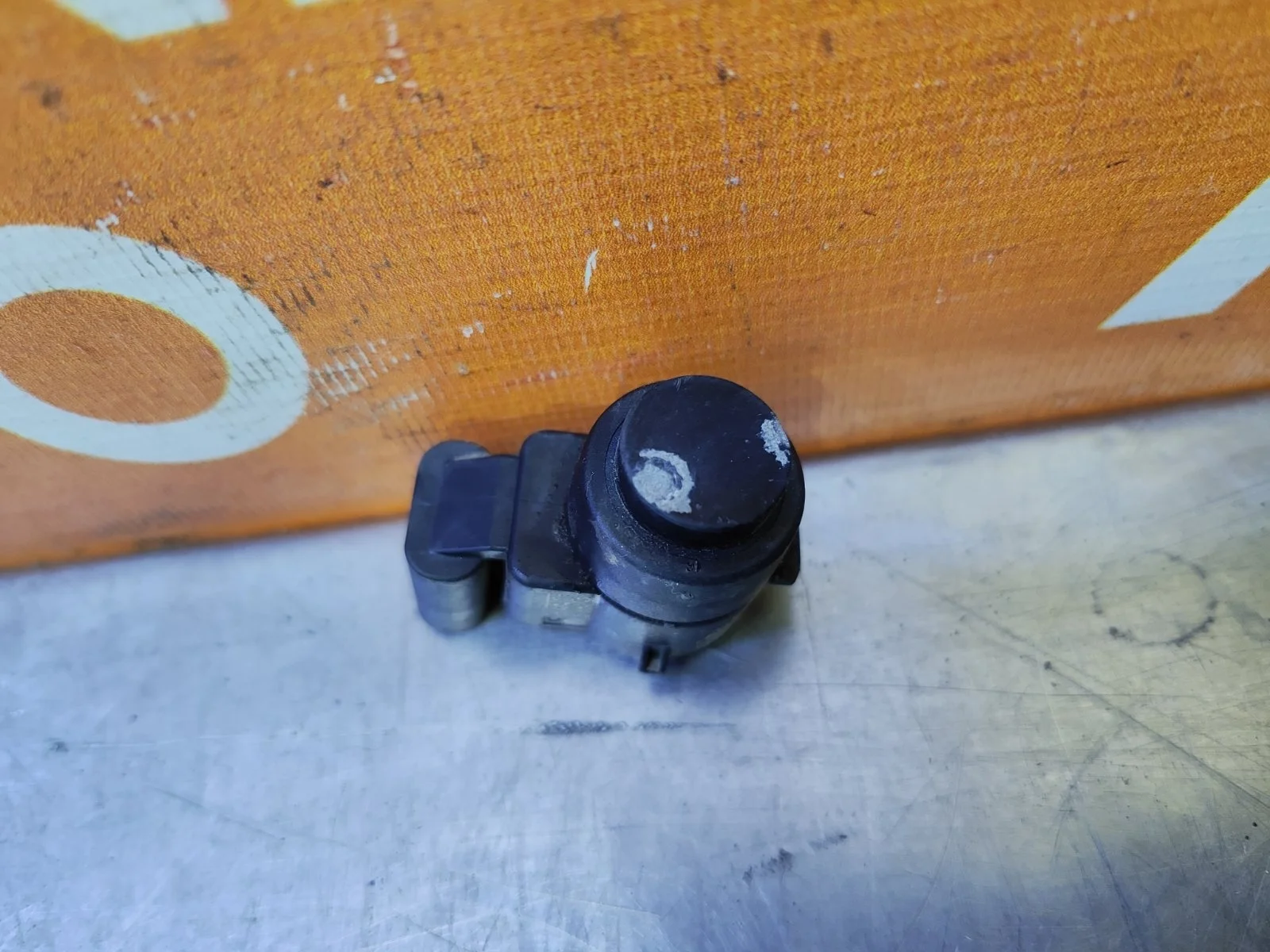 Датчик парктроника BMW 3 series 2005-2013 E90 E91 E92 E93