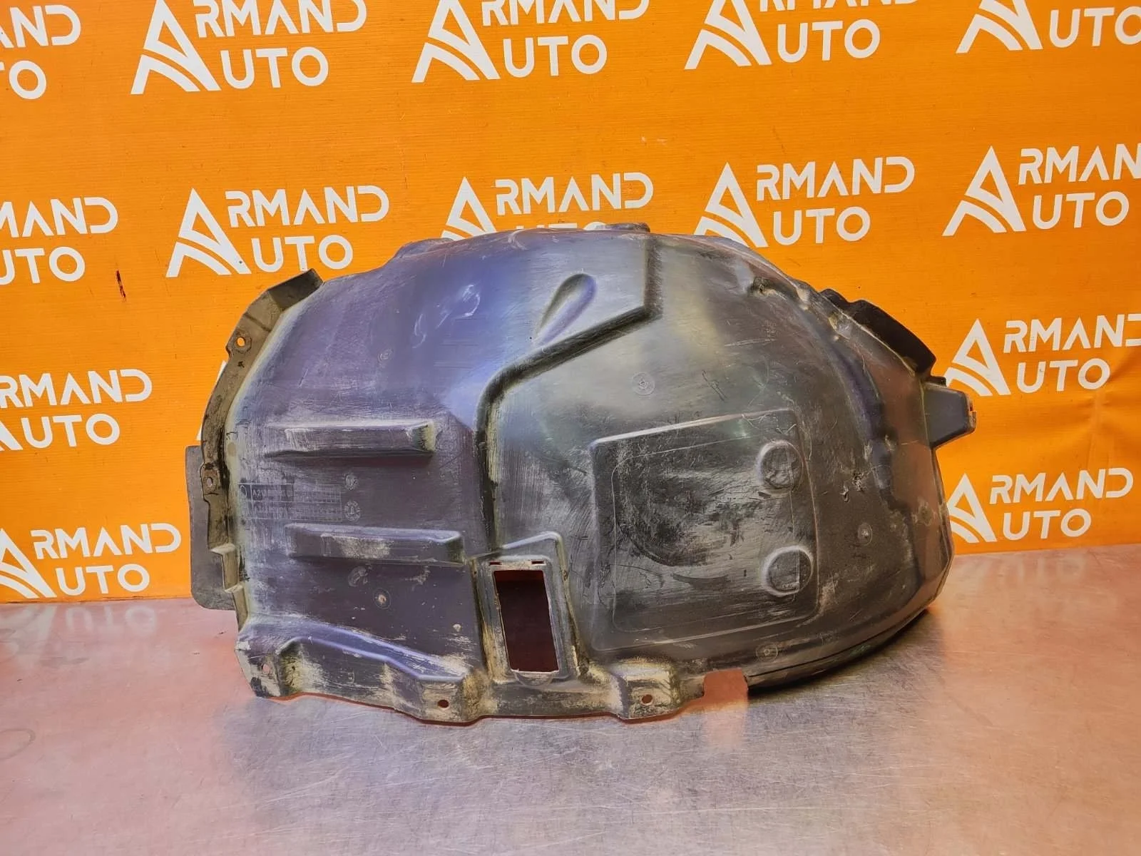 Подкрылок Mercedes -Class 2016-нв W213, S213