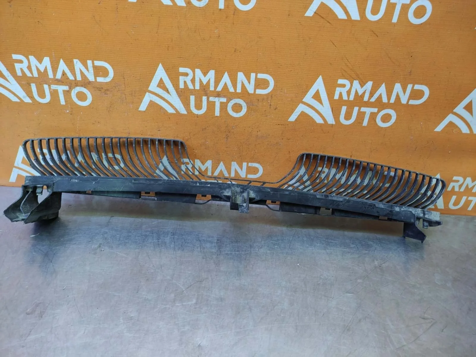 Кронштейн бампера Volkswagen Tiguan 2020-нв