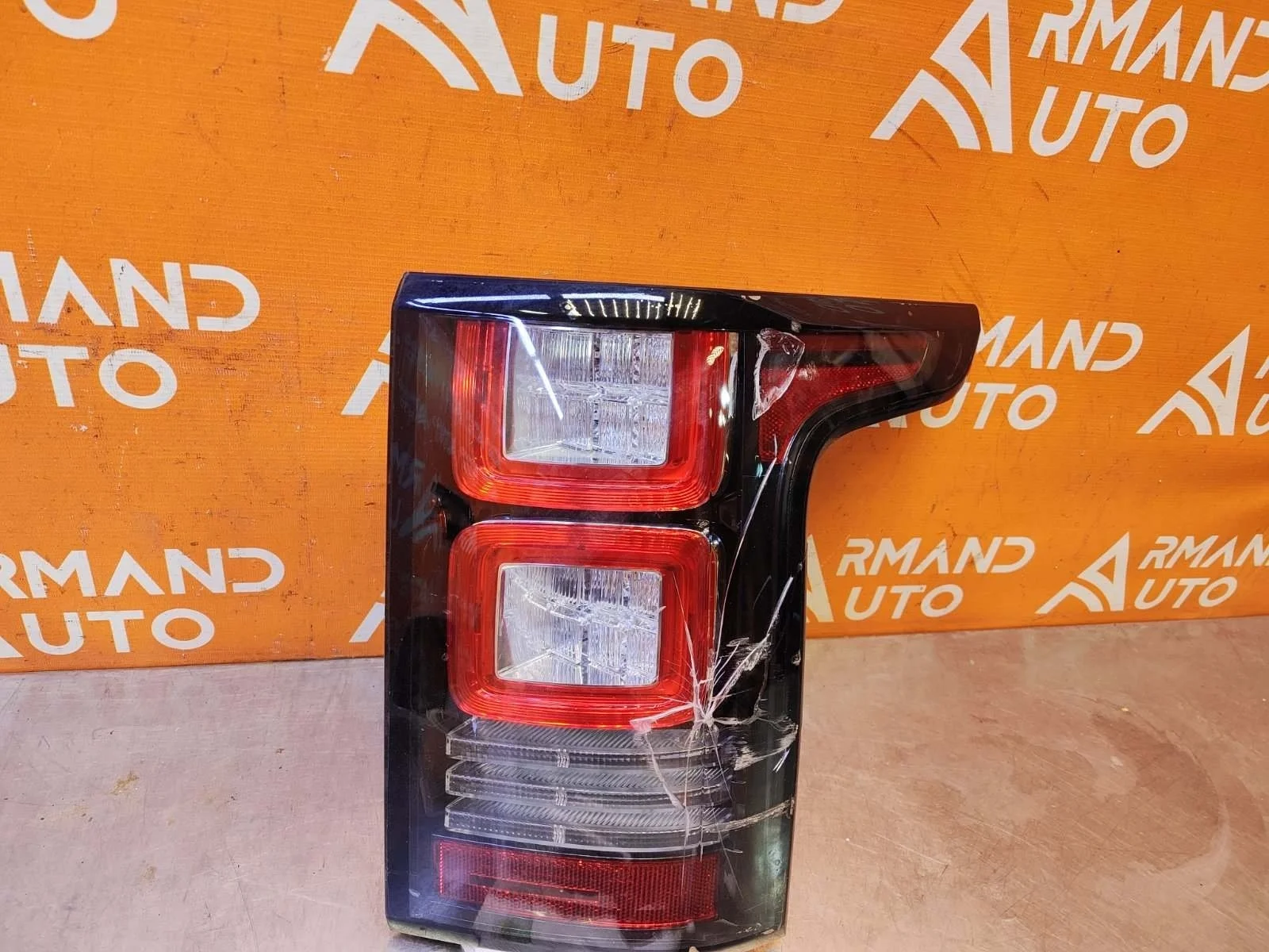 Фонарь Land Rover Range 2012-2017 4 L405