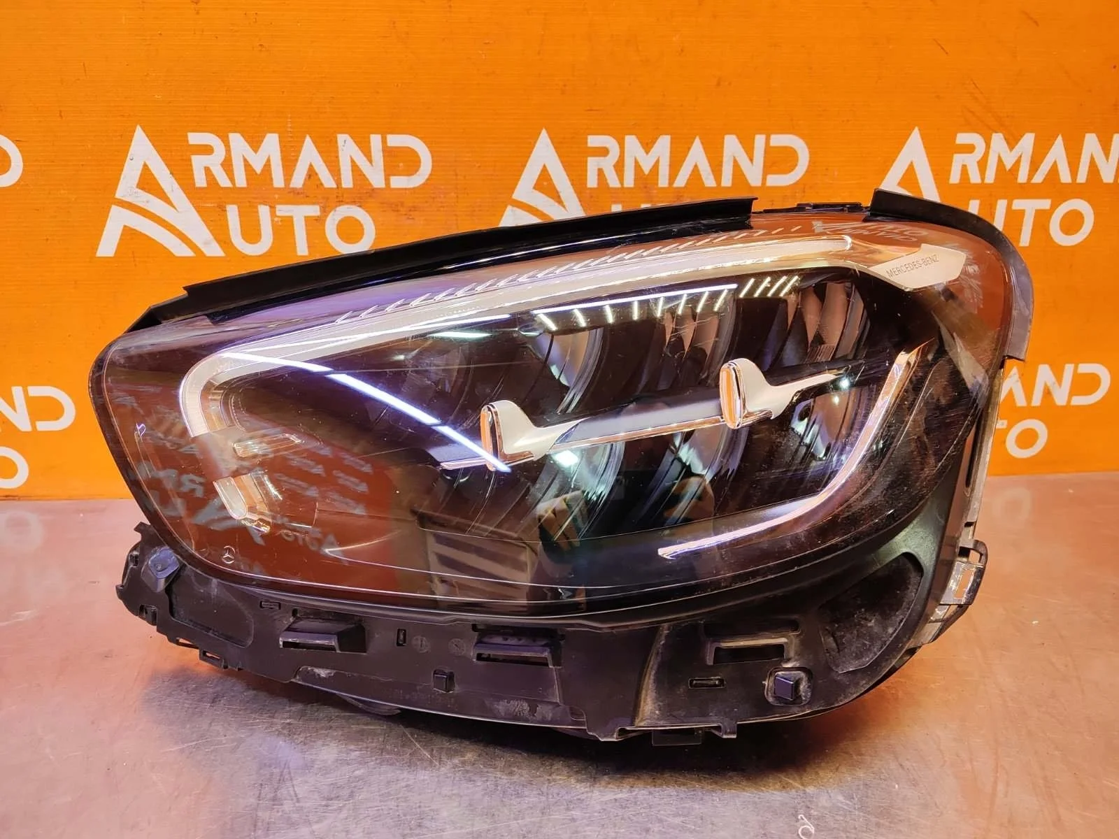 Фара Mercedes -Class 2020-нв W213, S213, C238