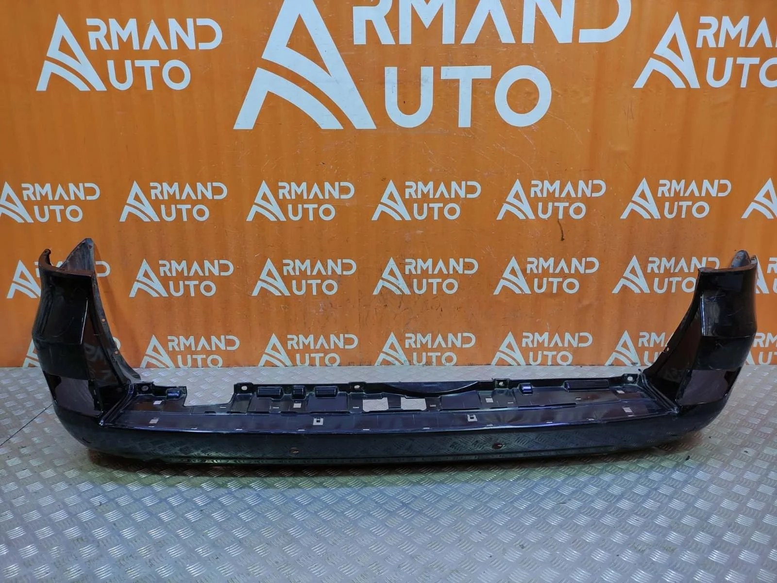 Бампер Toyota Land Cruiser 2015-2021 200