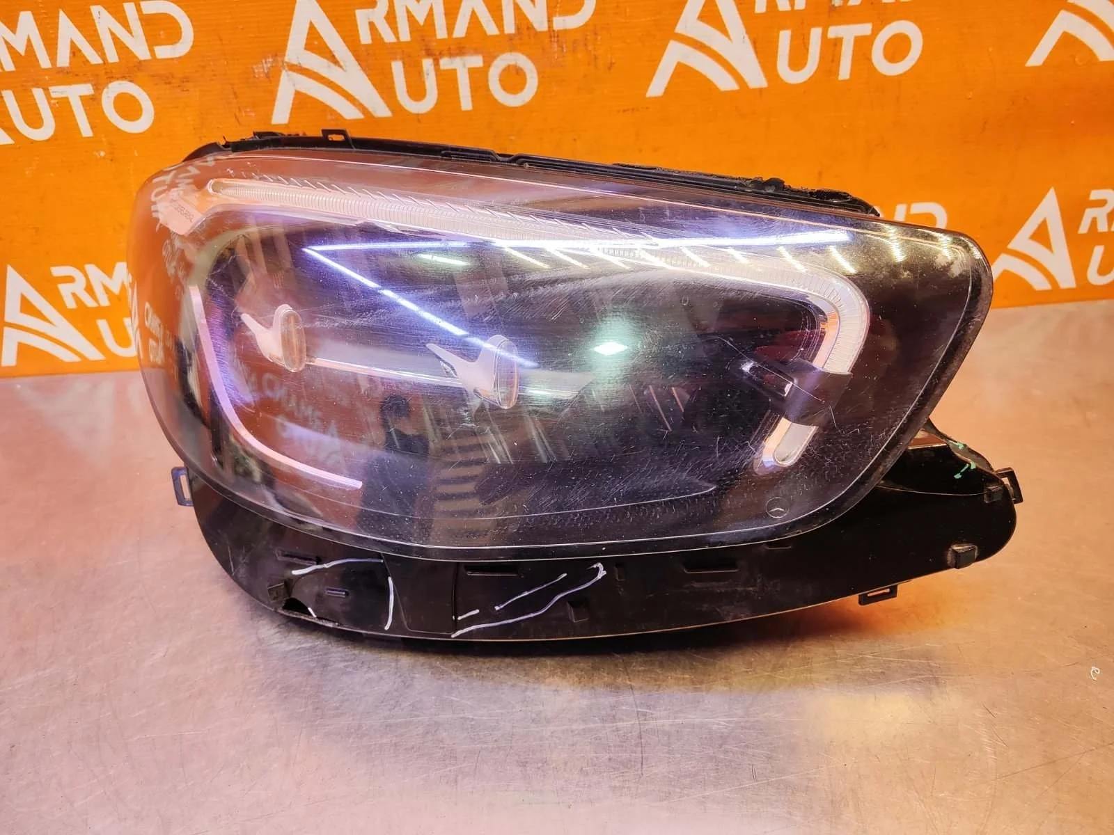 Фара Mercedes -Class 2020-нв W213, S213, C238