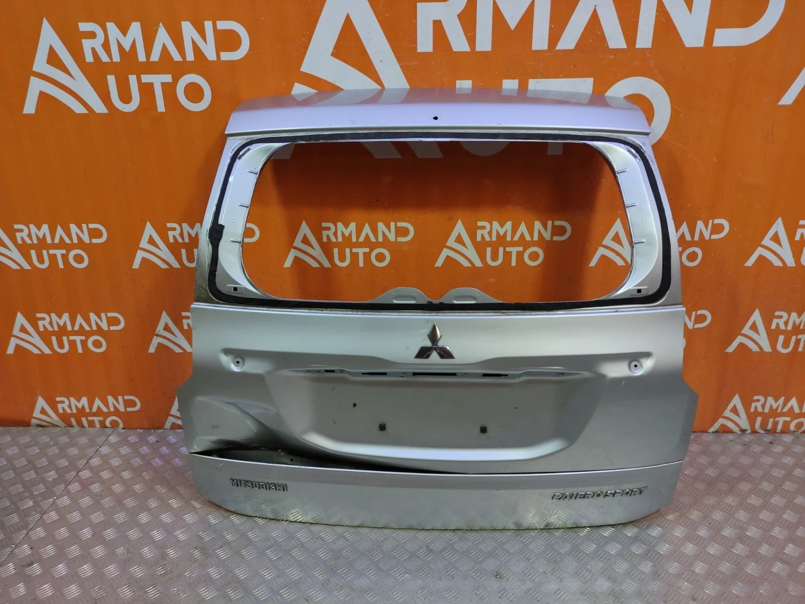 Дверь багажника Mitsubishi Pajero Sport 2015-2021 3