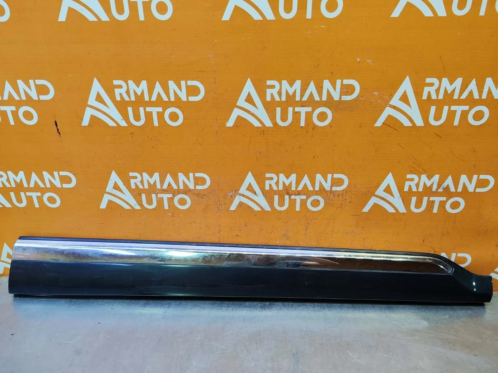 Молдинг двери Volvo XC90 2014-нв