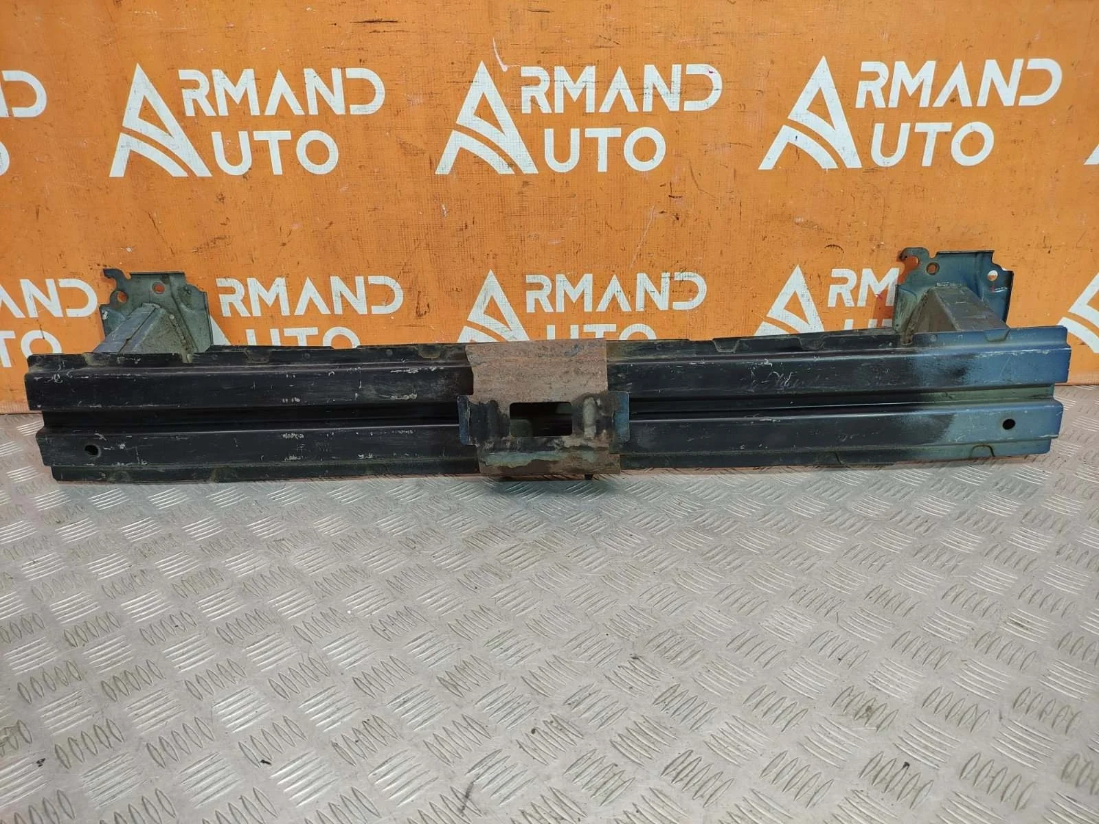 Усилитель бампера Mitsubishi Outlander 2012-нв 3