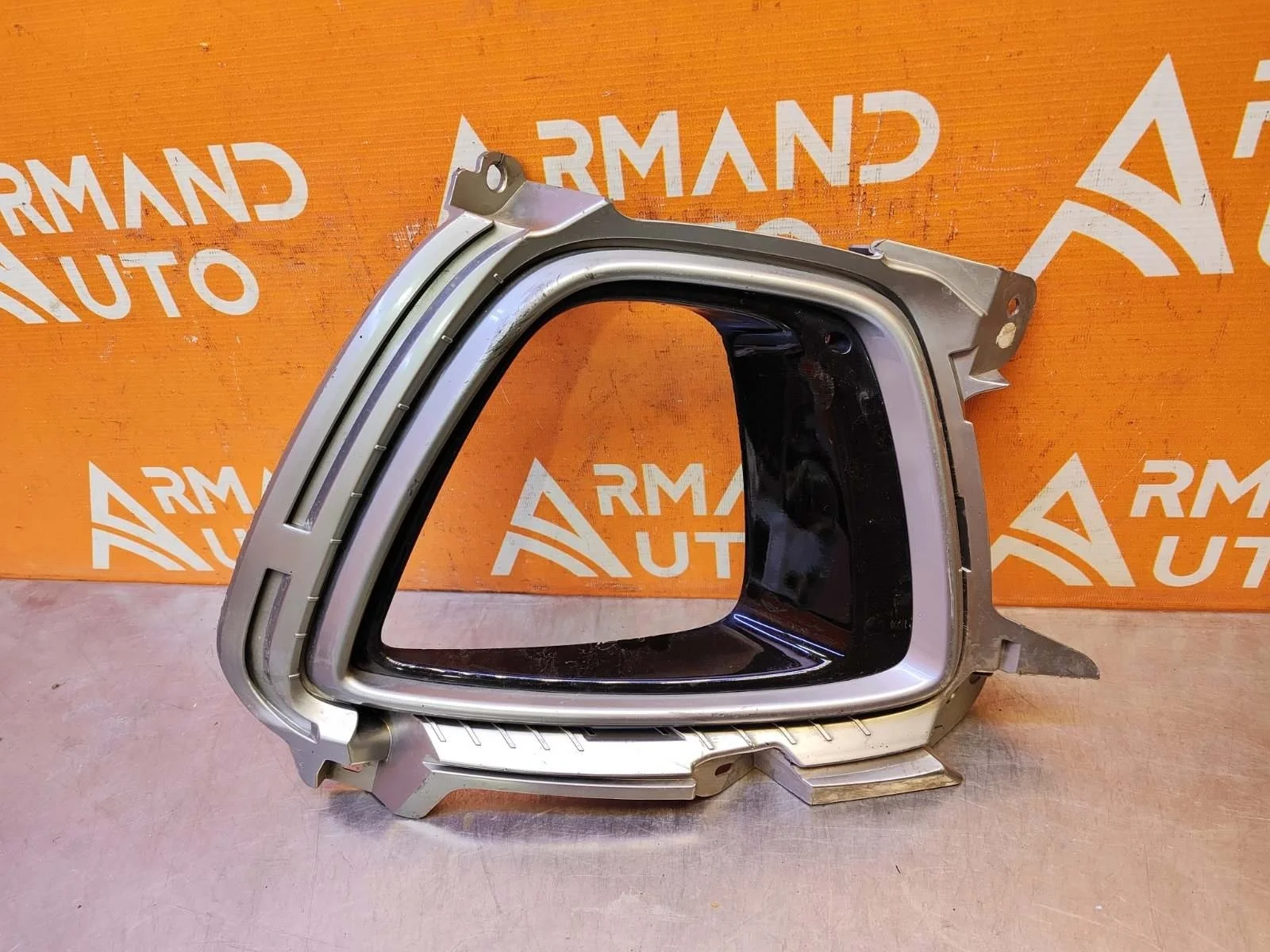 Окантовка птф Kia Sorento 2014-2017 3 Prime UM