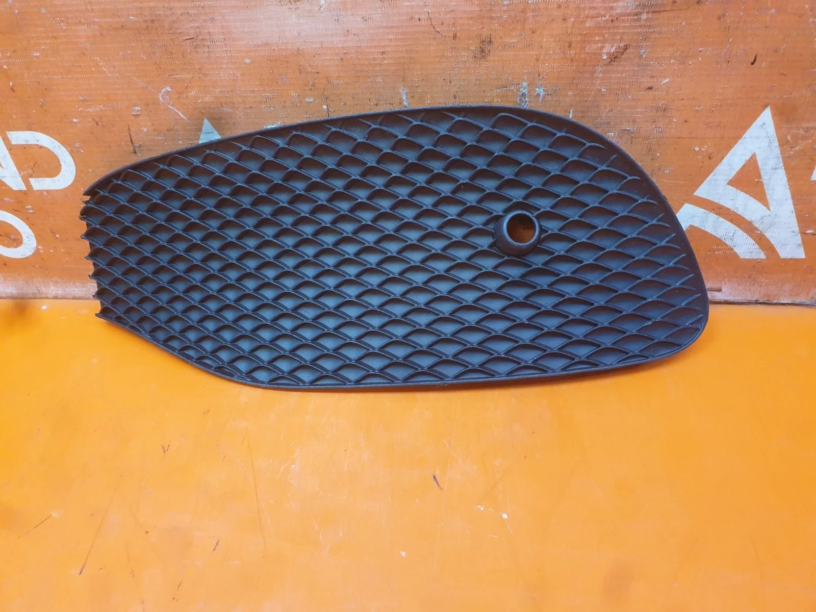 Решетка бампера Mercedes -Class 2016-2020 W213, S213, C238