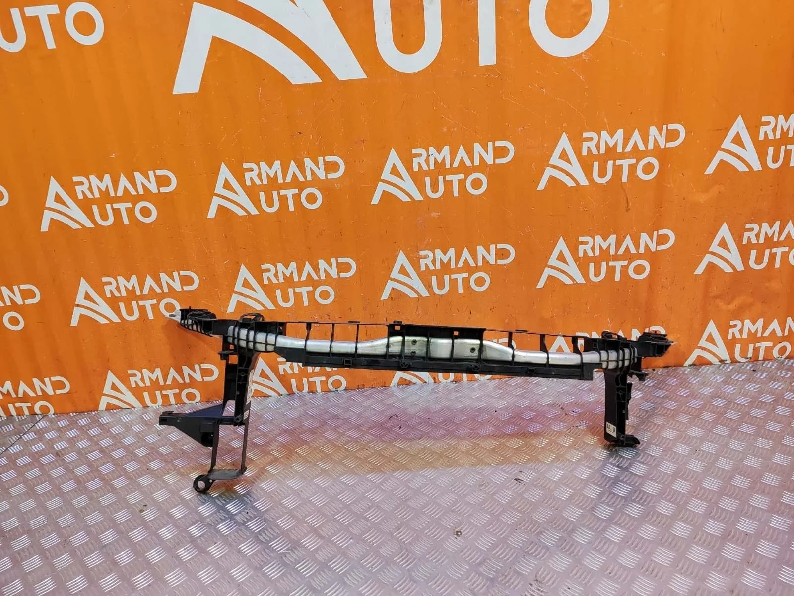 Панель передняя (суппорт радиатора) Mercedes B-Class 2011-2018 W246