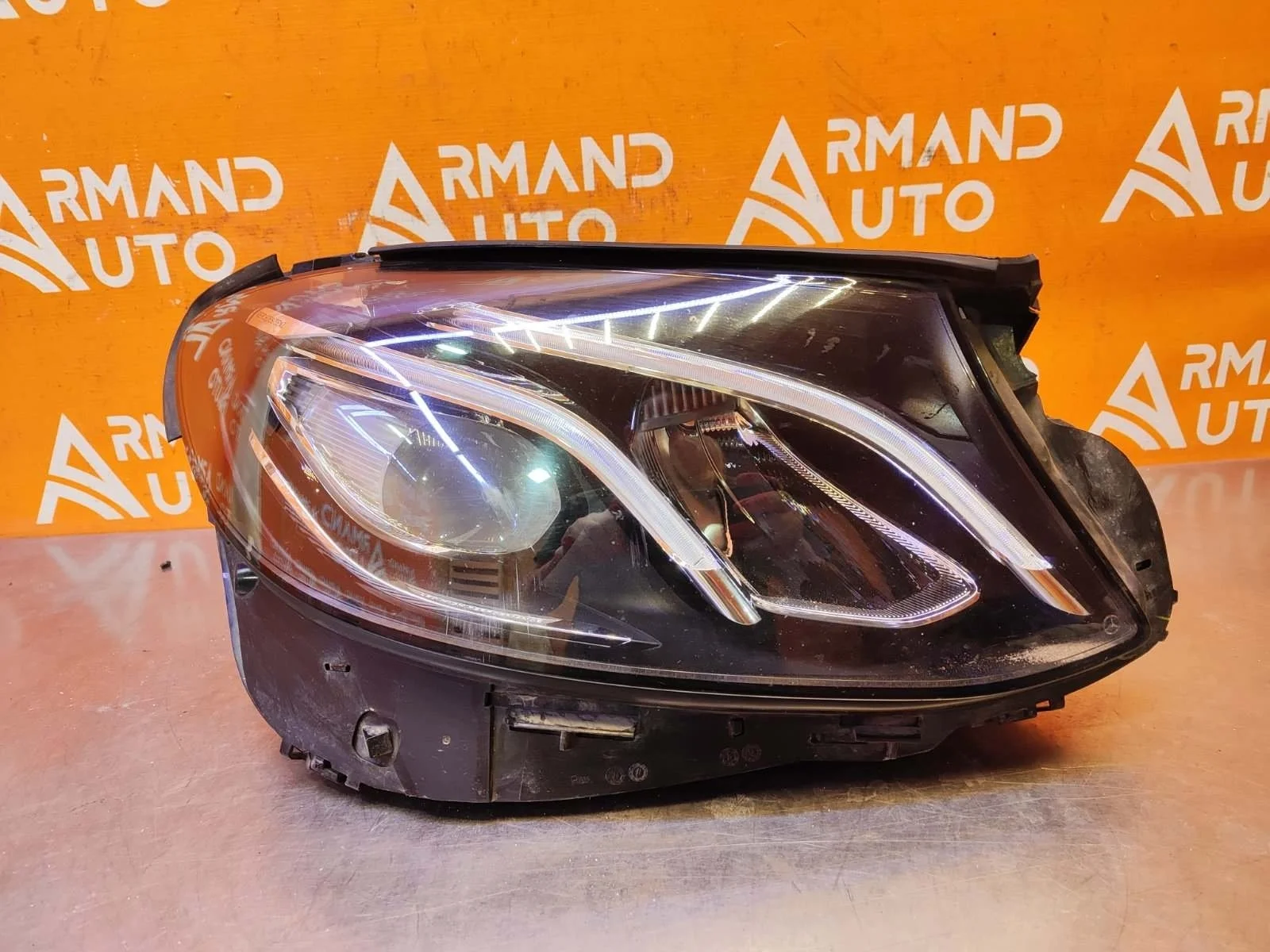 Фара Mercedes -Class 2016-2020 W213, S213, C238