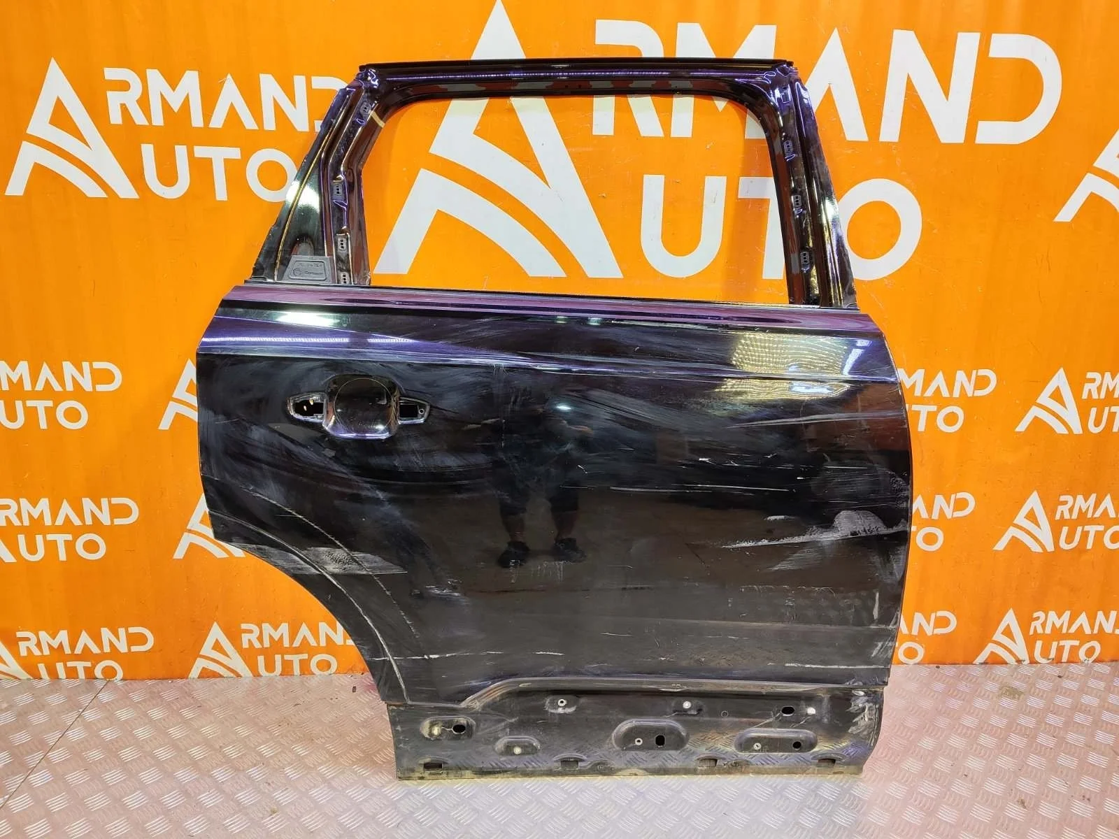 Дверь Audi Q7 2015-нв 4M