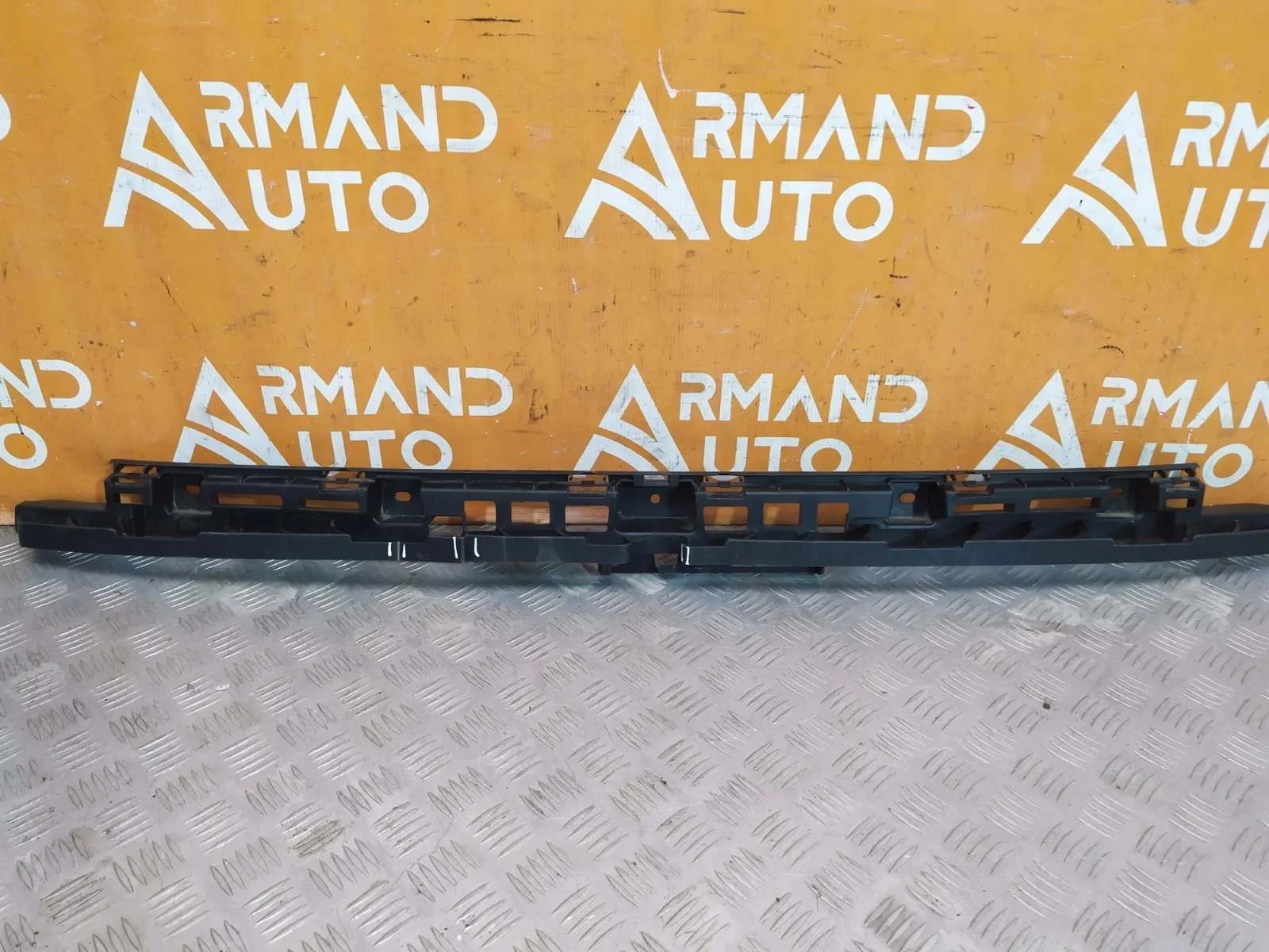 Кронштейн бампера Skoda Kodiaq 2016-2022