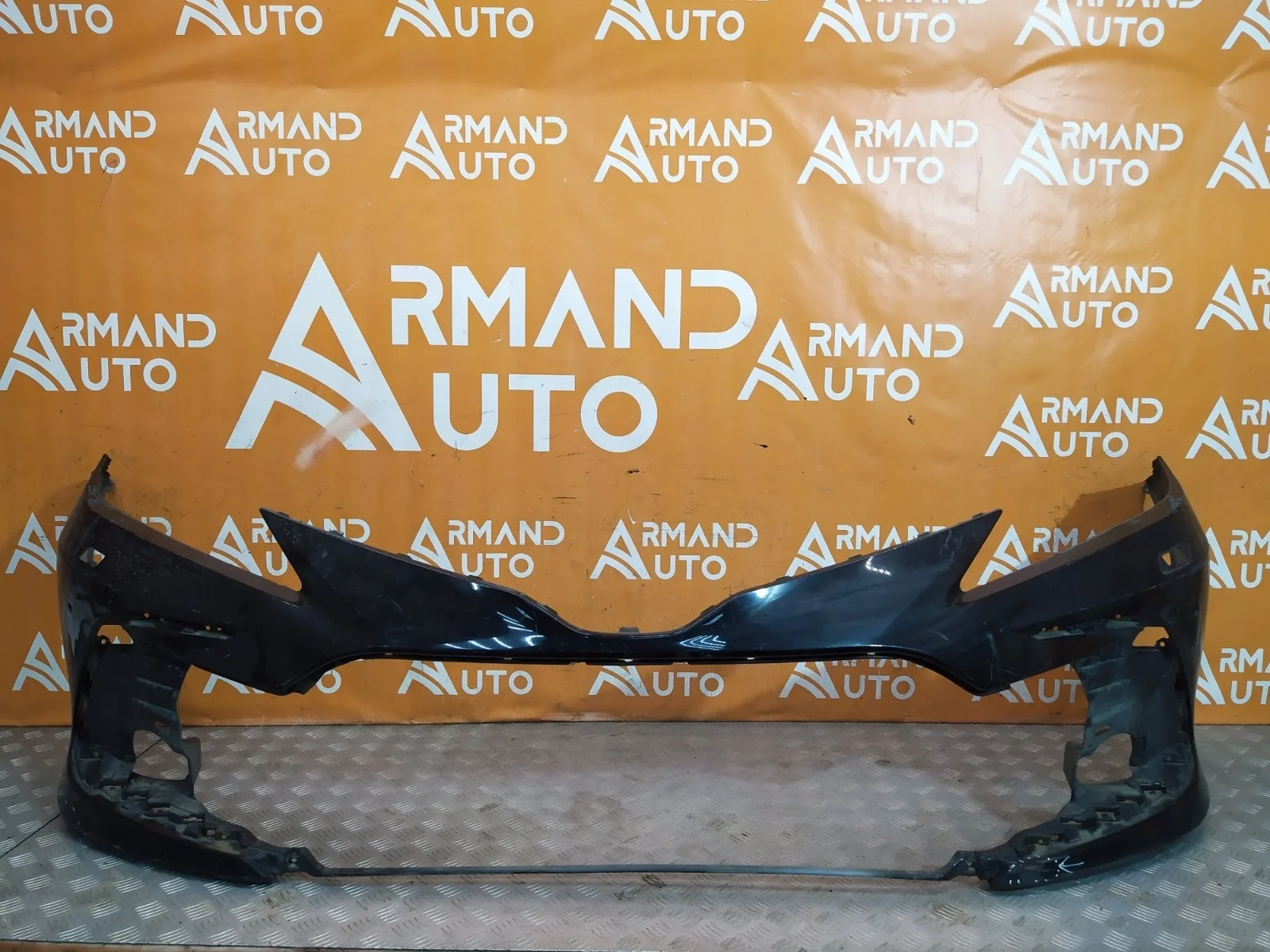 Бампер Toyota Camry 2020-нв 8 XV70