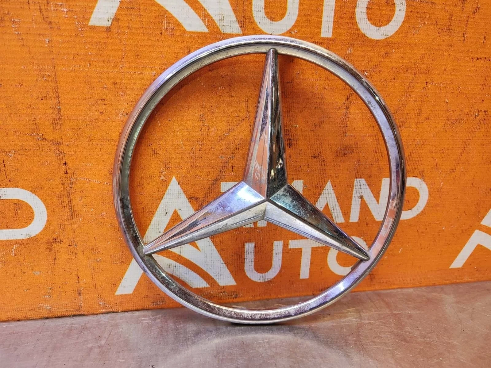 Эмблема Mercedes ML GLE-Class 2015-2018 W166