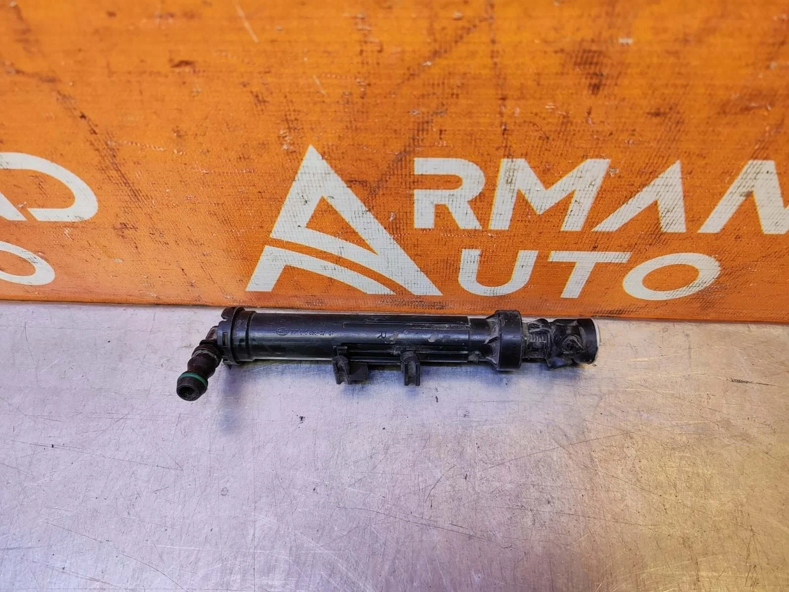 Форсунка фароомывателя Mercedes ML GLE-Class 2011-2015 W166