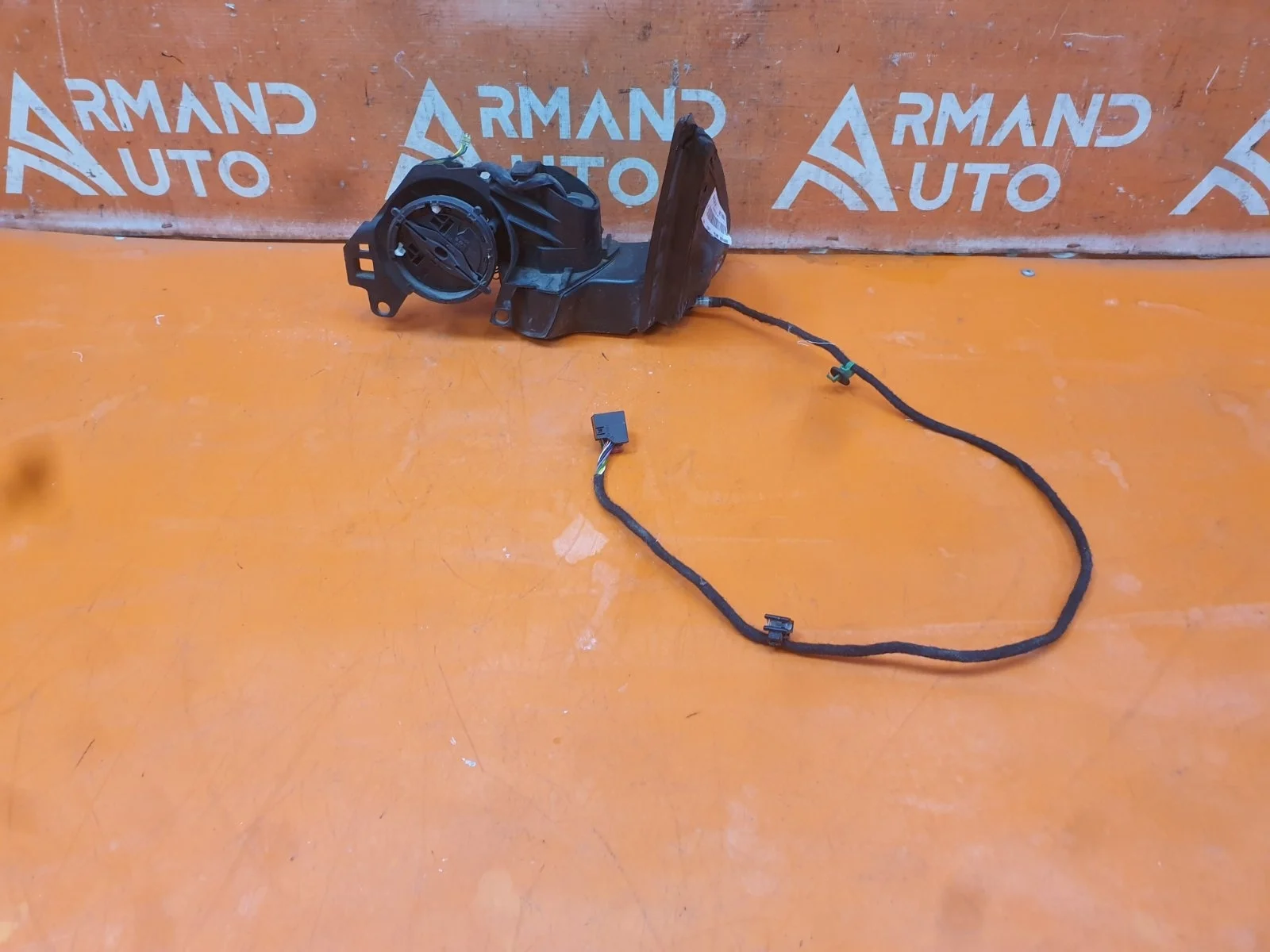 Зеркало Volkswagen Tiguan 2007-2018