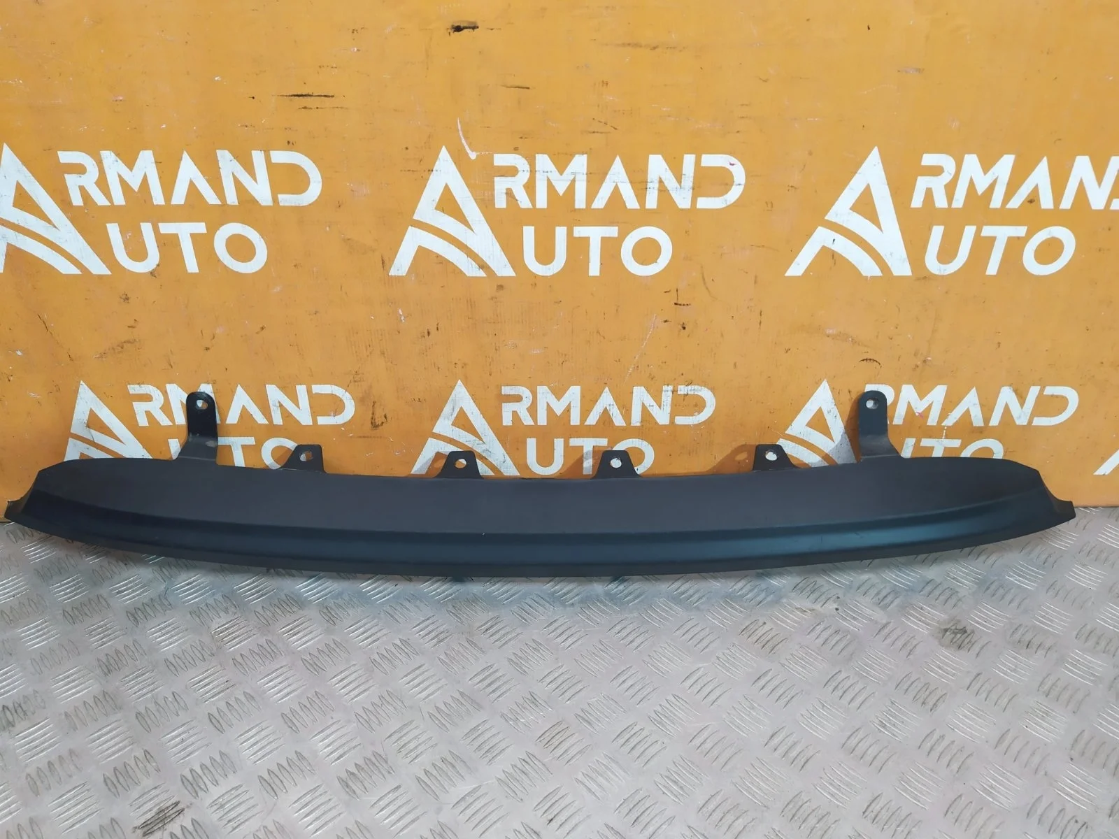 Накладка бампера Toyota Camry 2014-2017 XV50