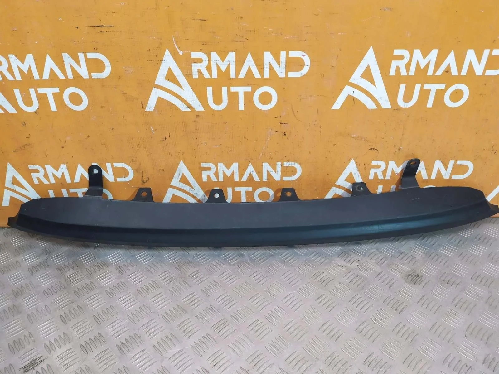 Накладка бампера Toyota Camry 2014-2017 XV50