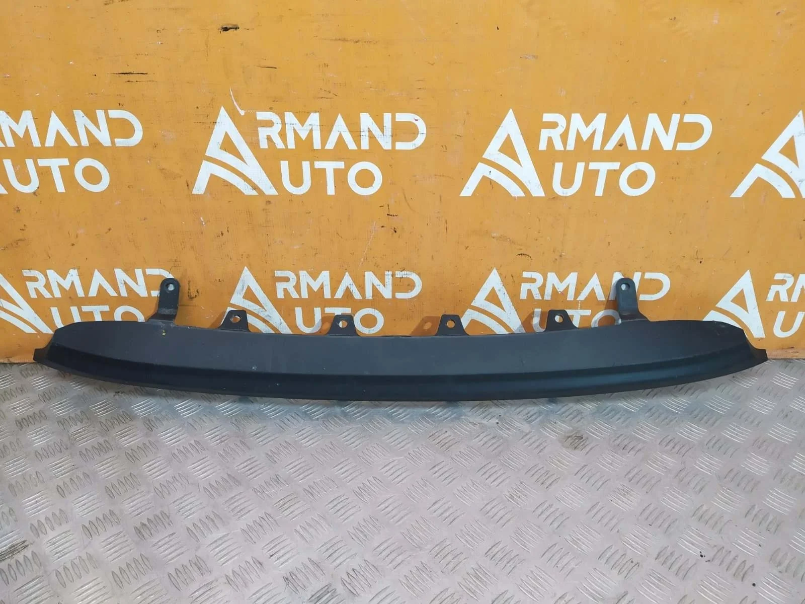 Накладка бампера Toyota Camry 2014-2017 XV50