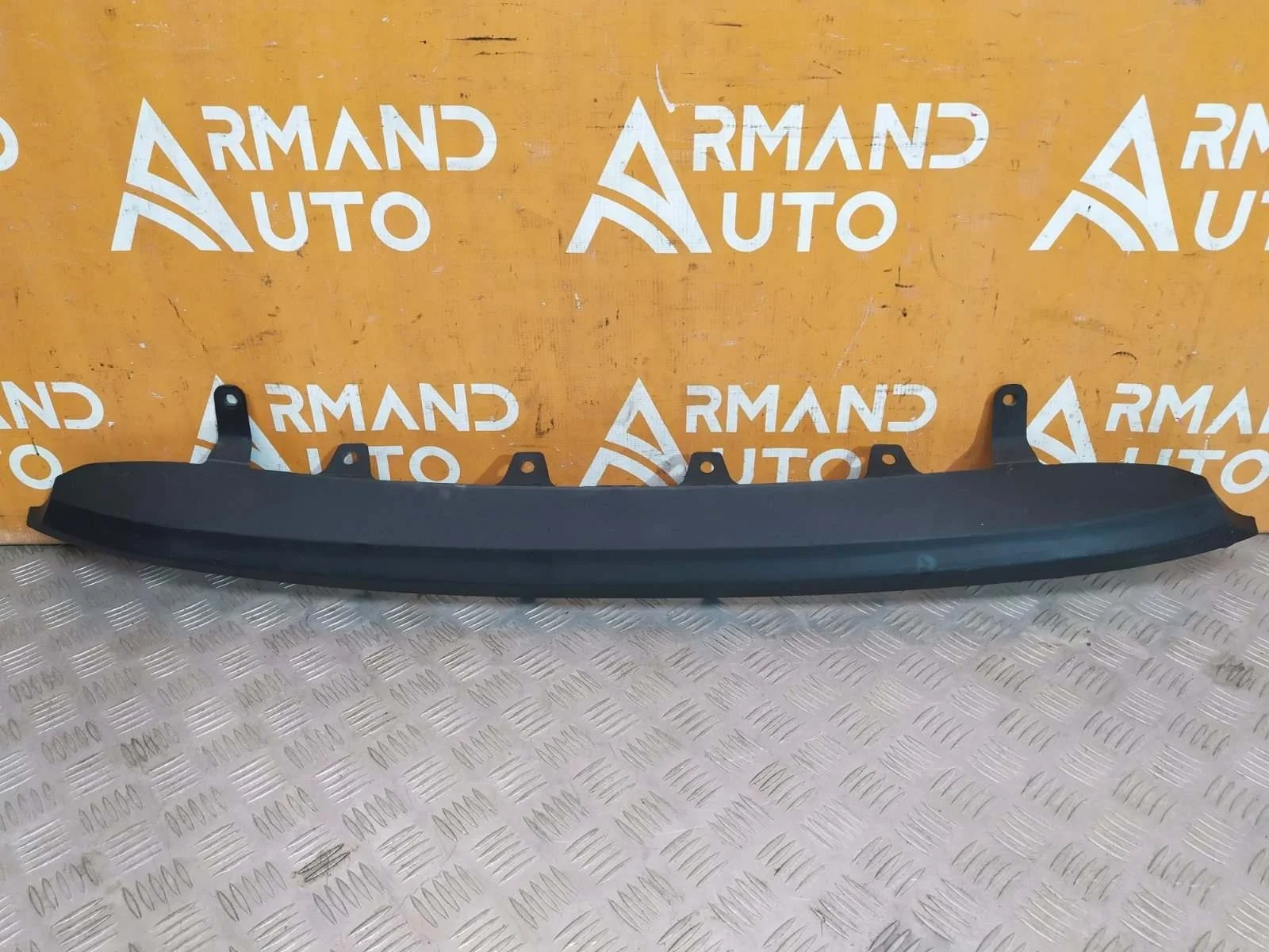 Накладка бампера Toyota Camry 2014-2017 XV50