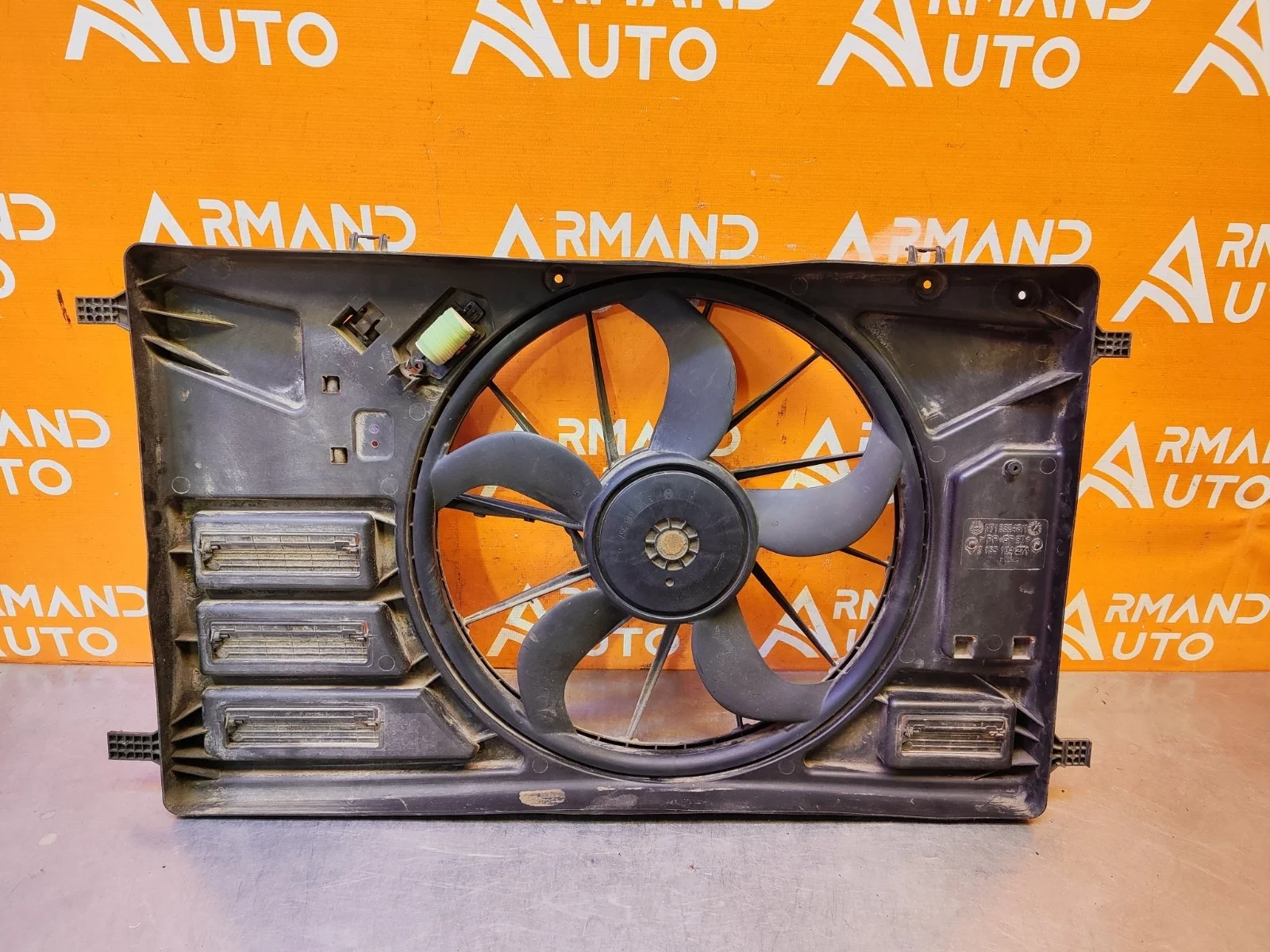 Диффузор вентилятора Ford Transit 2014-нв 7 TTG