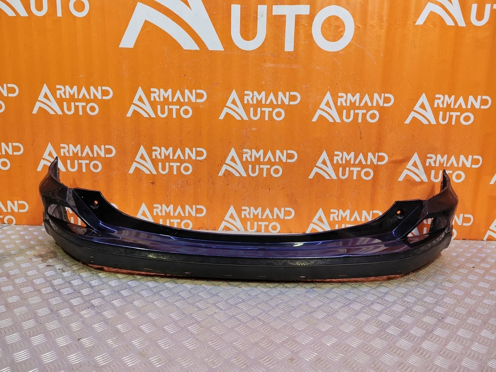 Бампер Toyota RAV4 2015-2019 CA40